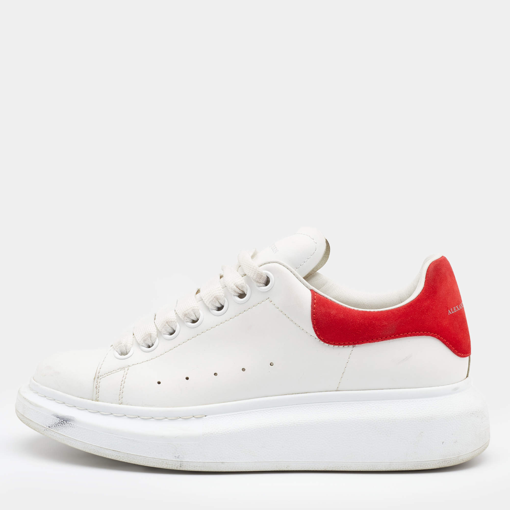 Alexander McQueen White/Red Leather and Suede Oversized Low Top Sneakers Size 38