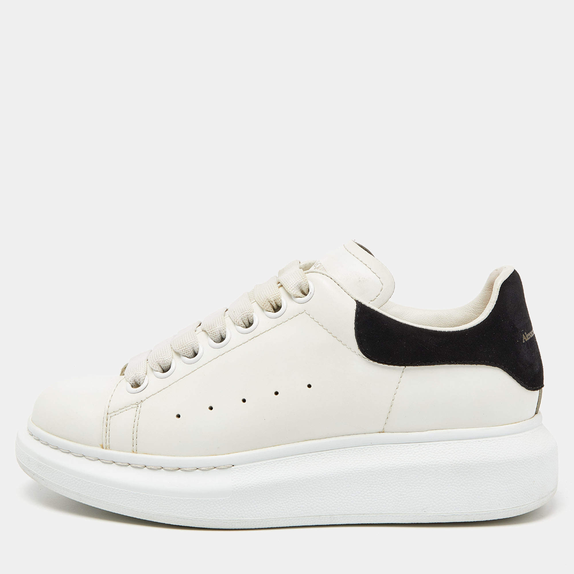 Pre Owned Alexander McQueen White/Black Leather and Suede Oversized Low Top Sneakers Size 36