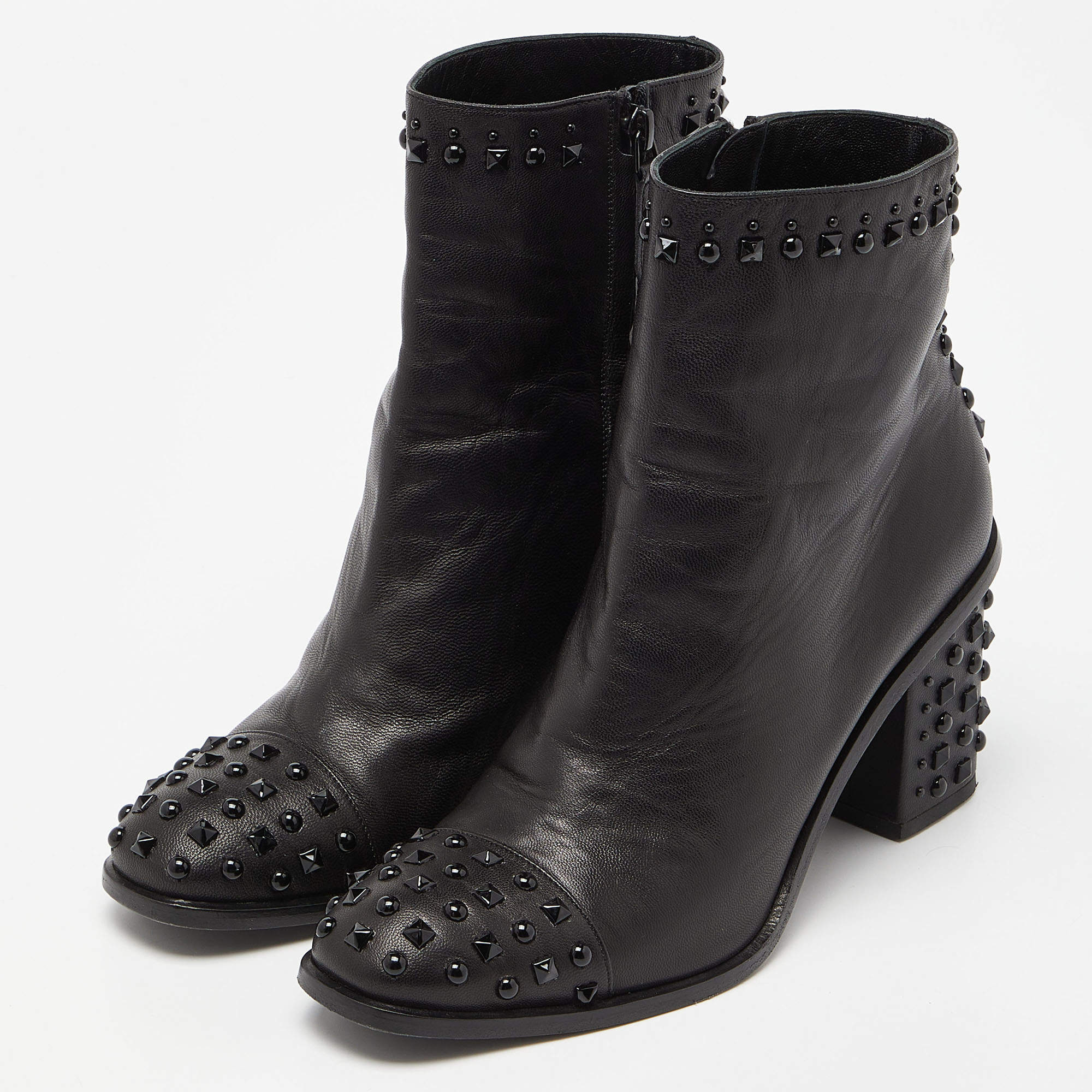 Alex black hotsell studded chelsea boots