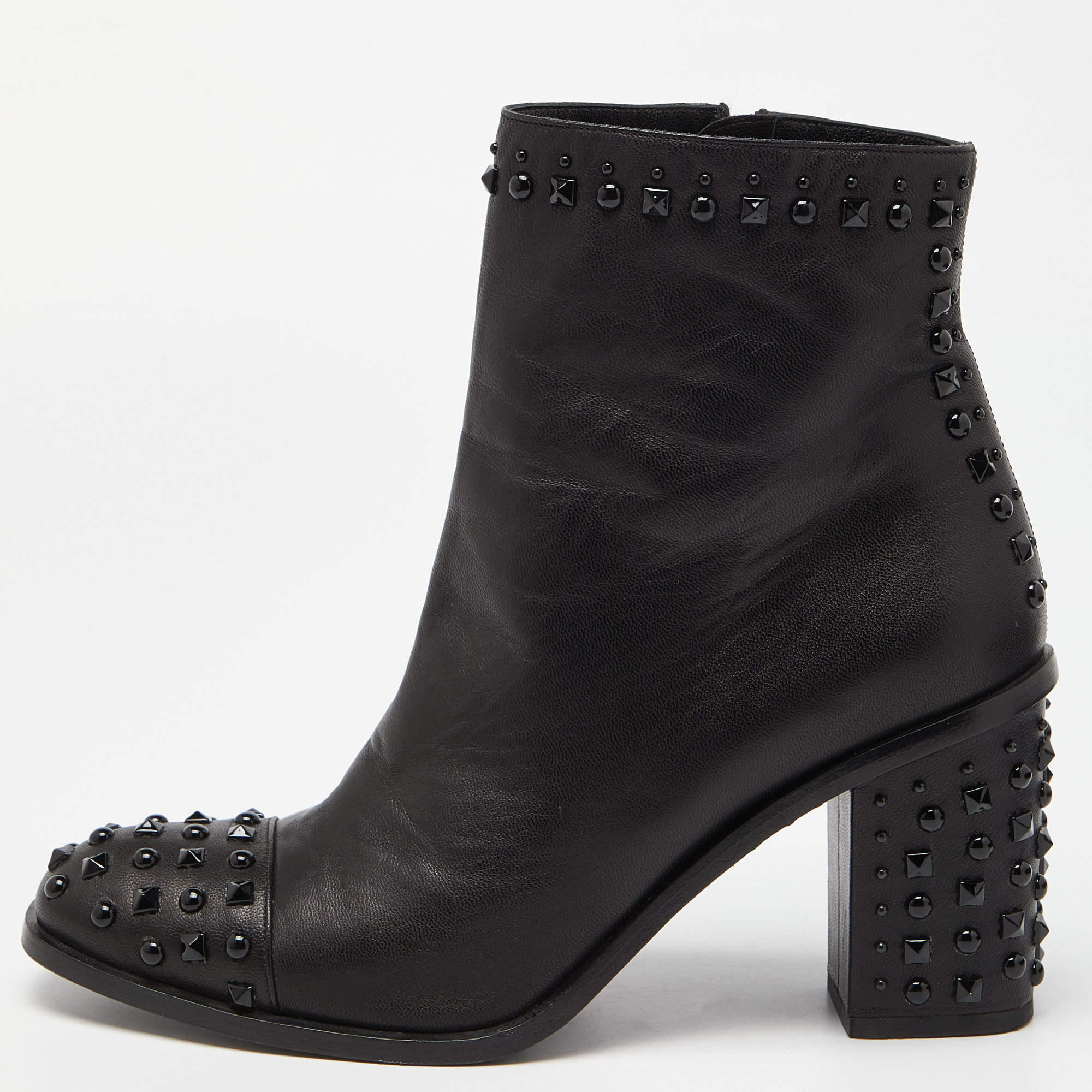 Pre Owned Alexander McQueen Black Leather Studded Block Heel Ankle Boots Size 39