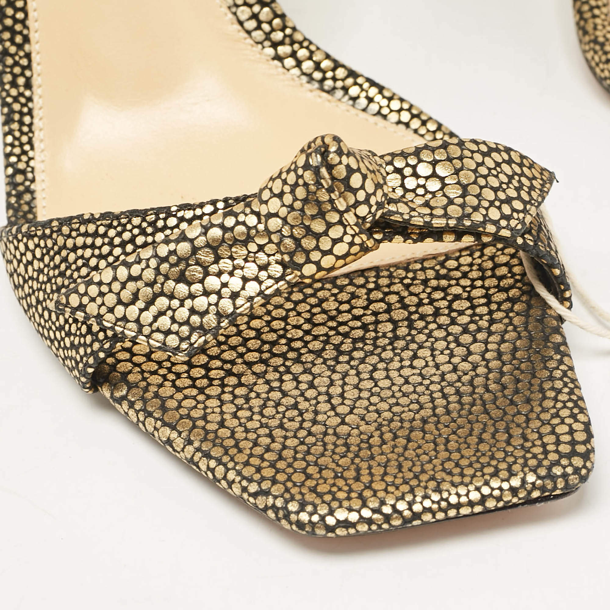 Pre Owned Alexandre Birman Gold/Black Textured Leather Ankle Strap Sandals Size 40