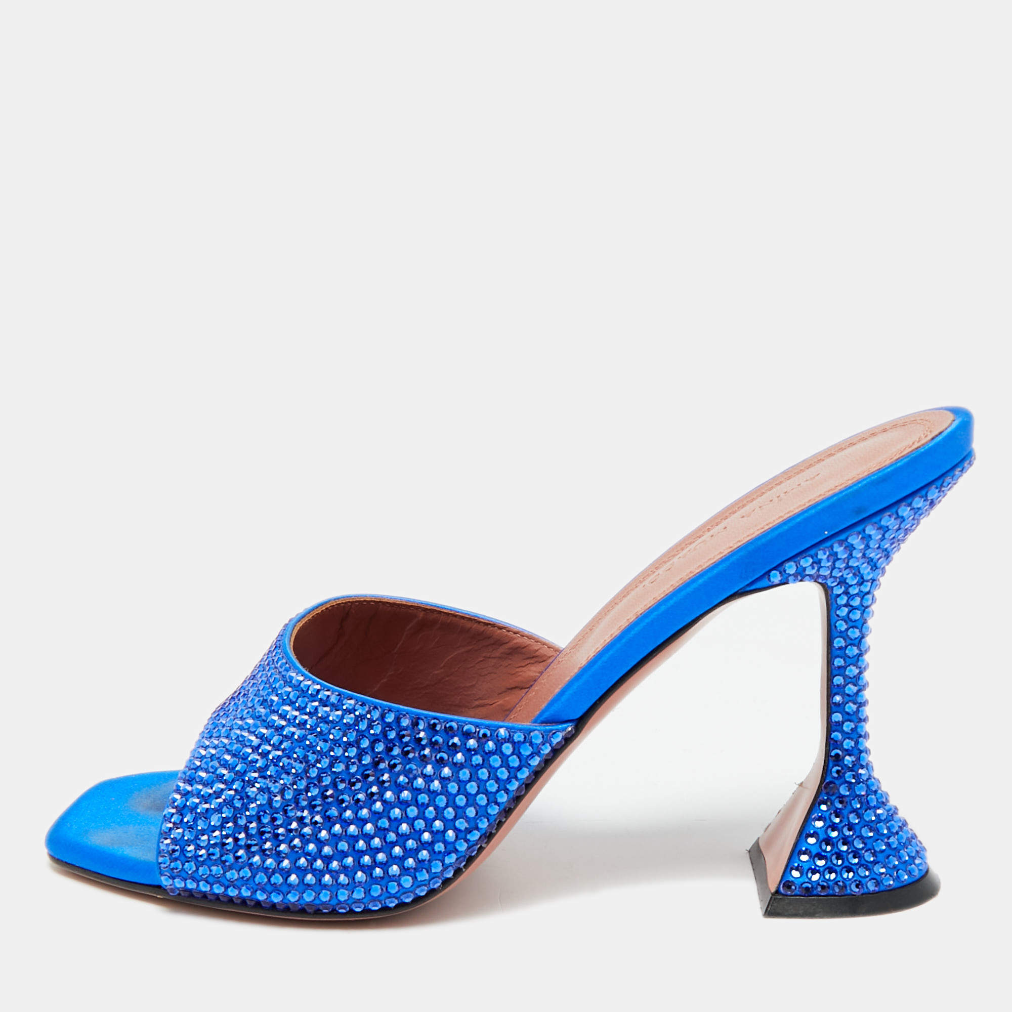 مملوكة مسبقًا Amina Muaddi Lupita Size 38 Blue Satin Crystal Embellished Slide Sandals