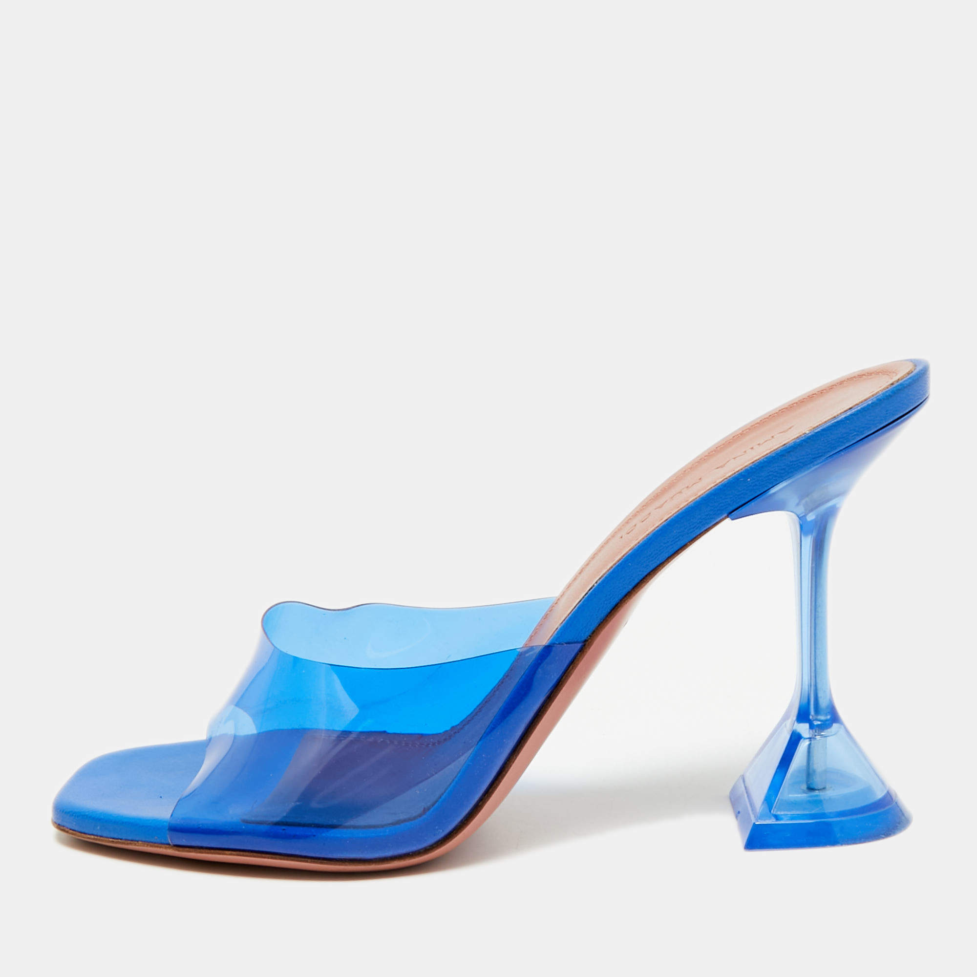 مملوكة مسبقًا Amina Muaddi lupita Size 37 Blue PVC Mules