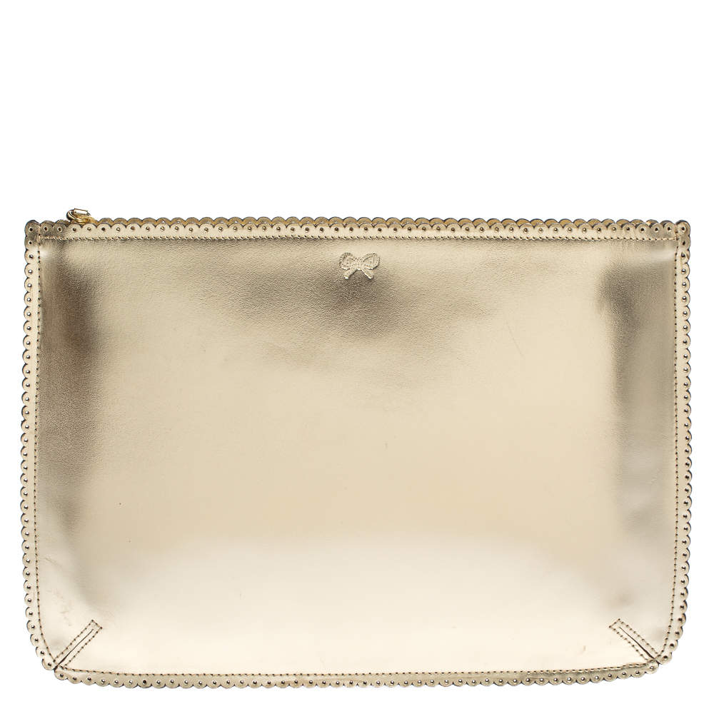 Pre Owned Anya Hindmarch Metallic Gold Scalloped Leather Pouch