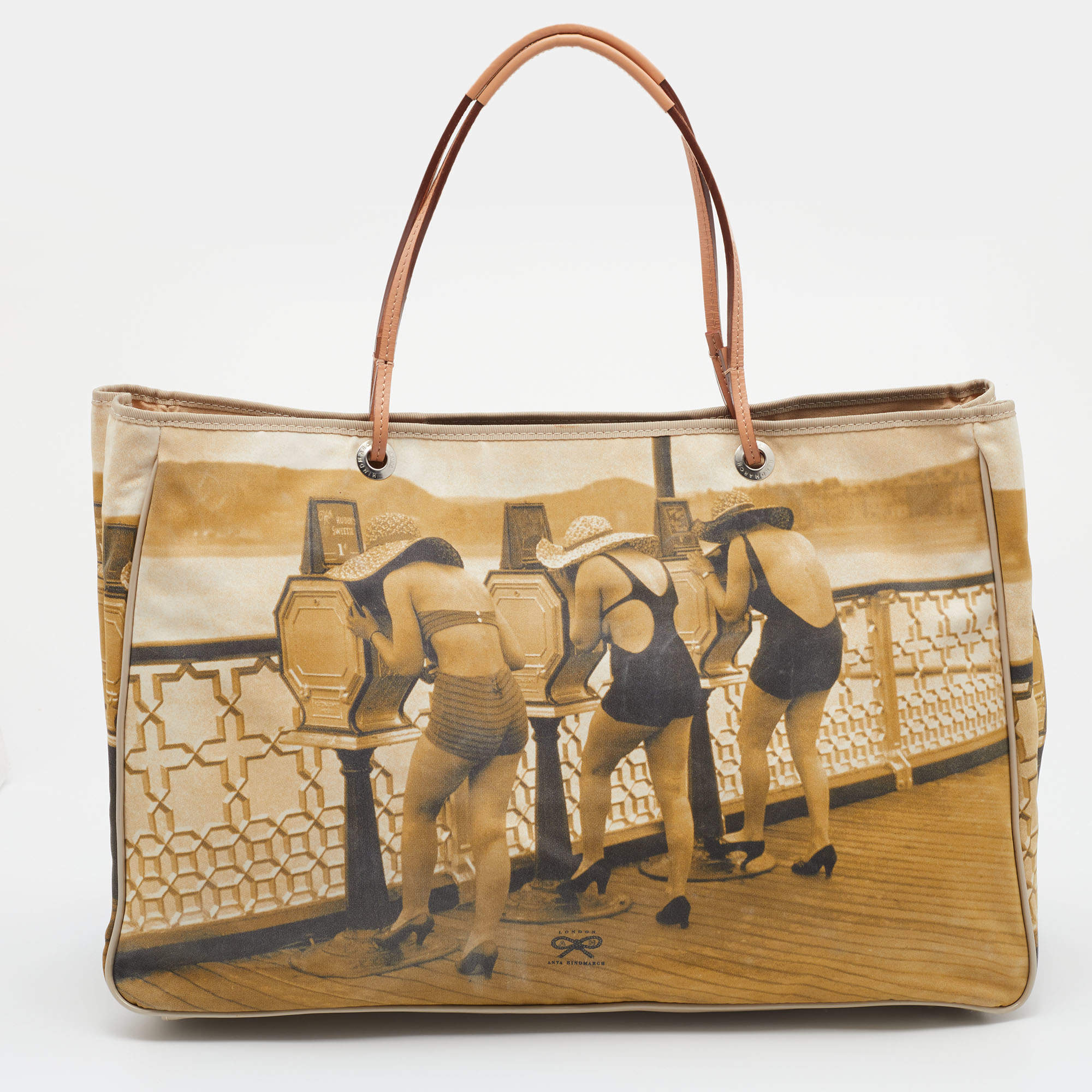 Pre Owned Anya Hindmarch Beige Printed Fabric And Patent Leather Tote