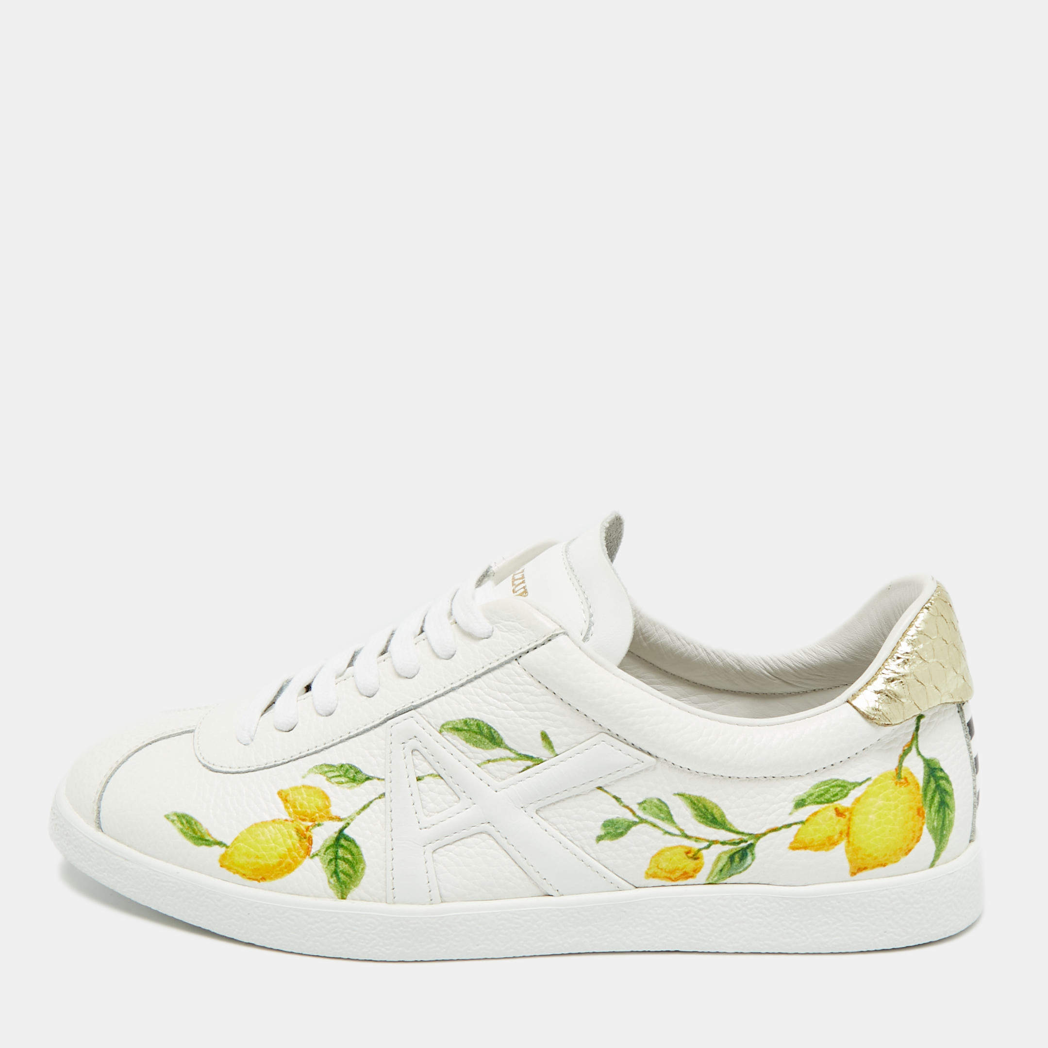 مملوكة مسبقًا Aquazzura White/Gold Leather and Snakeskin Embossed A Lemon-print Lace Up Sneakers Size 36.5