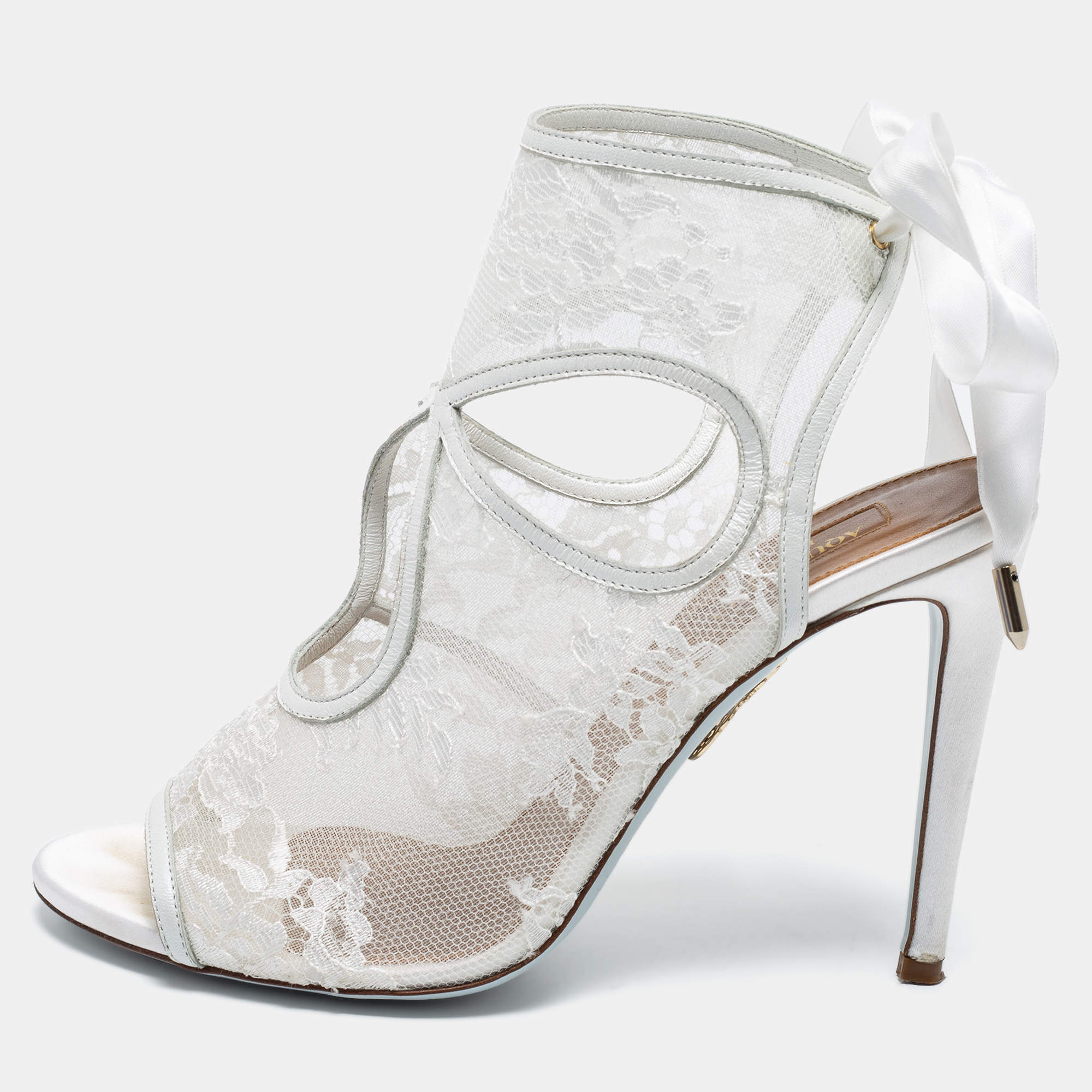 Pre Owned حذاء بوت أكوازورا سيكسي ثينغ بريدال جلد ودانتيل أبيض قصات مفرغة رباط كاحل مقاس 38