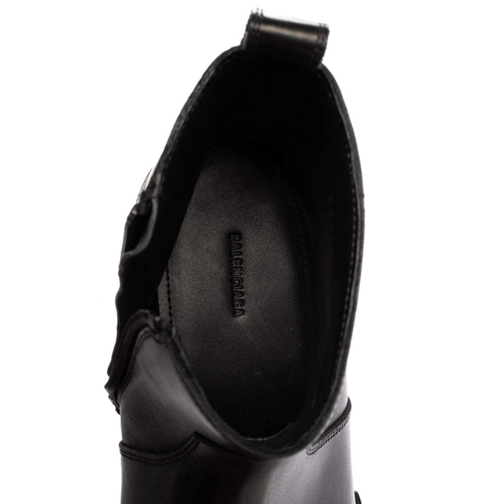 Balenciaga Tiaga Slanted-heel Ankle Booties In Black