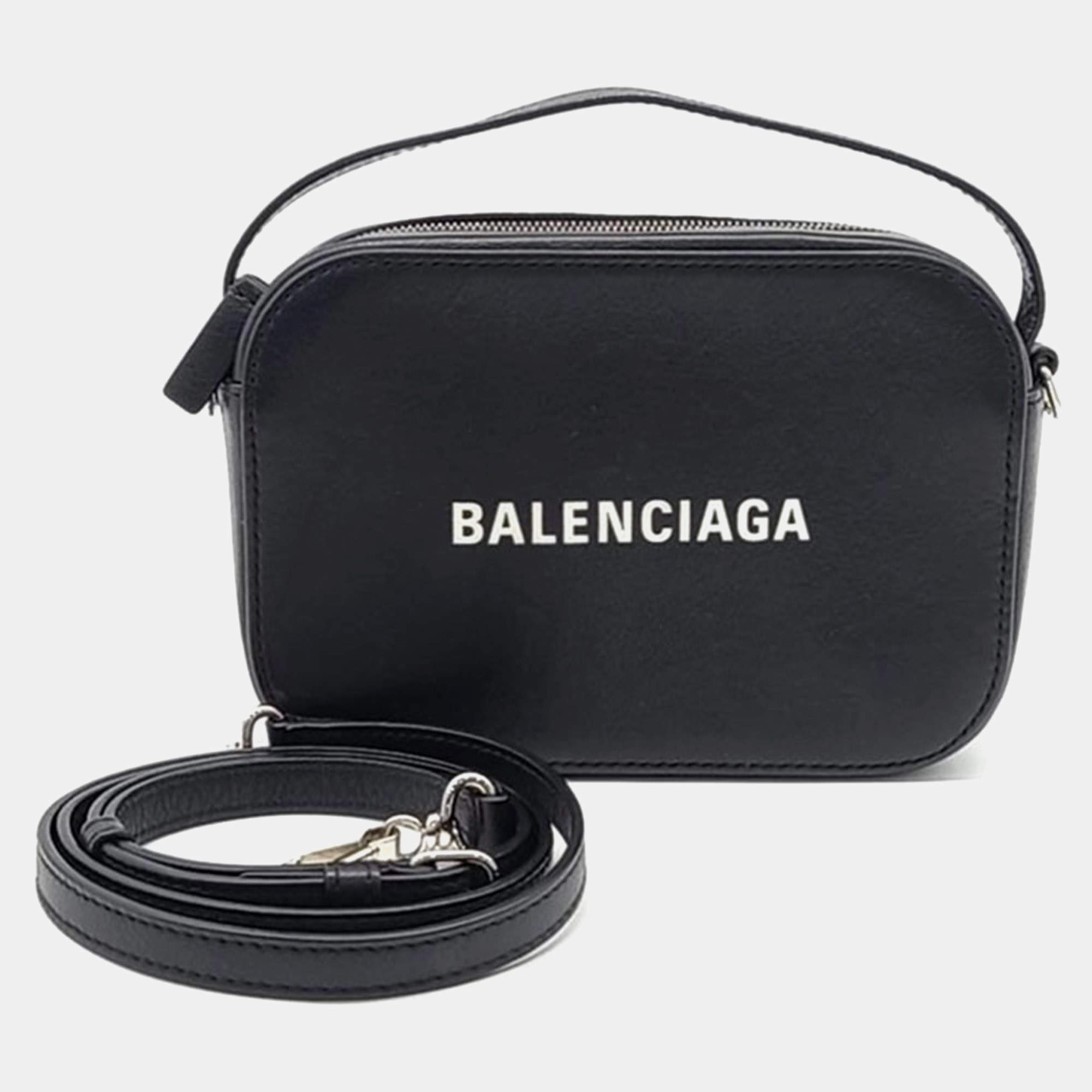 Everyday camera bag balenciaga best sale