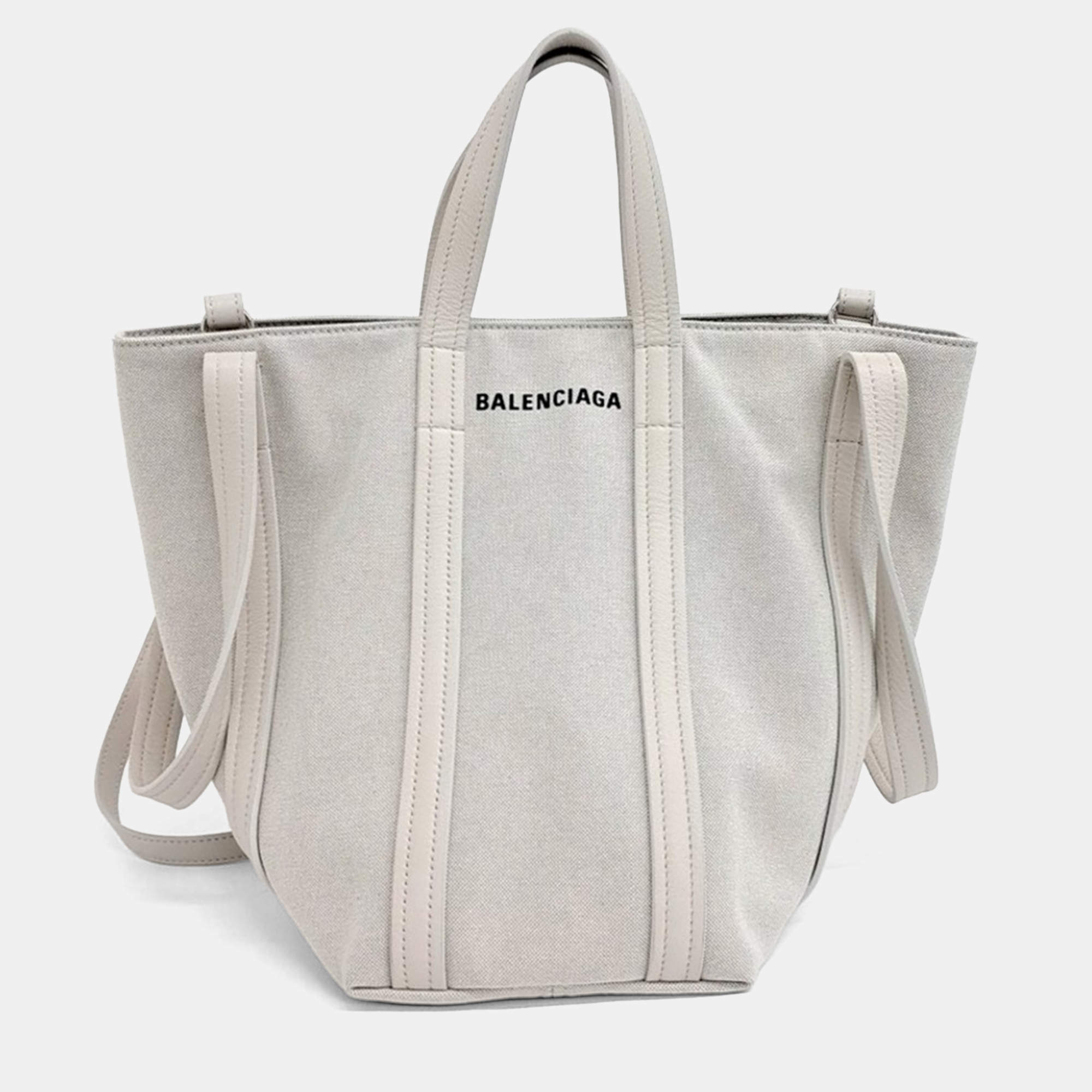 Pre Owned Balenciaga Cream Fabric Everyday North South Bag