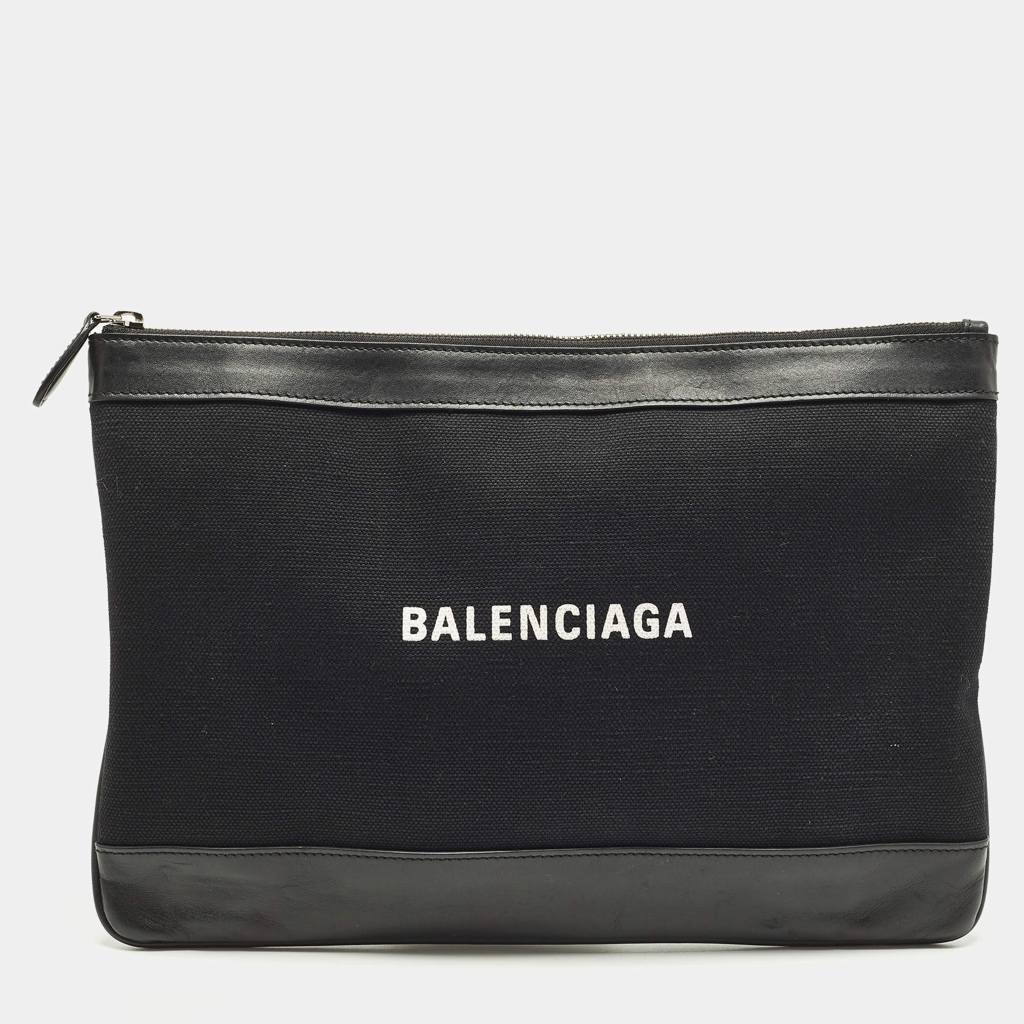 مملوكة مسبقًا Balenciaga Navy Clip Black Canvas and Leather Zip Pouch