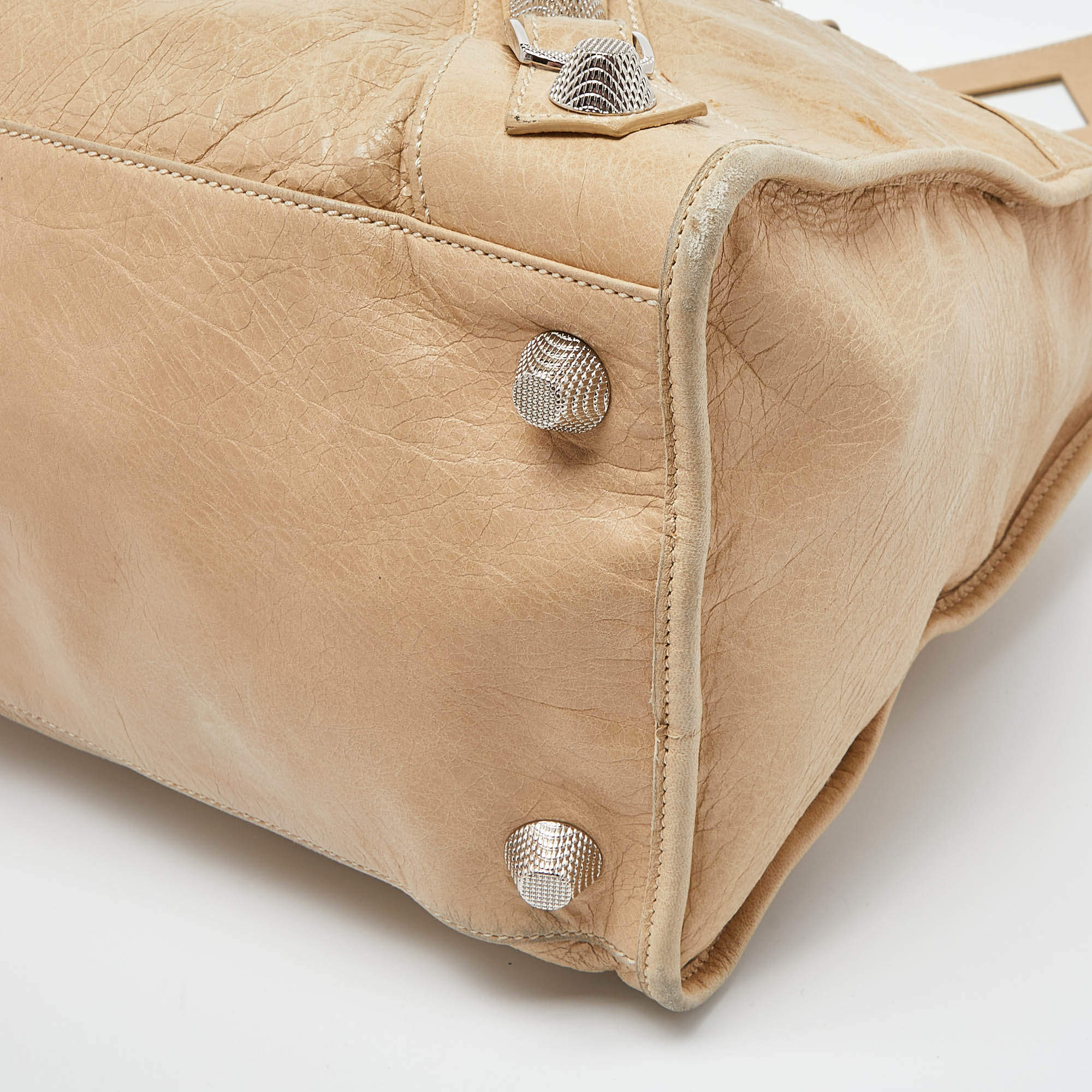 Balenciaga White Giant 21 Brogue Work Handbag ○ Labellov ○ Buy and Sell  Authentic Luxury