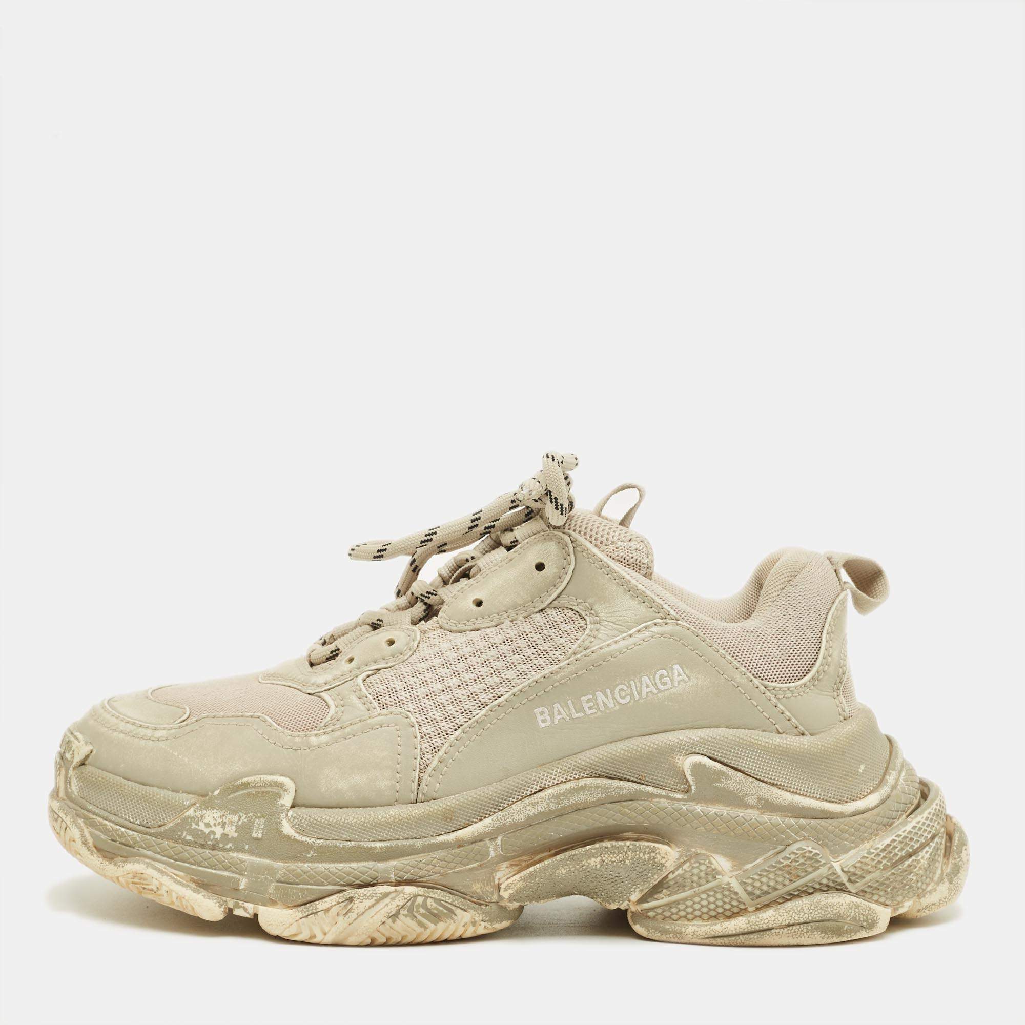 Pre Owned Balenciaga Grey Leather and Mesh Triple S Lace Up Sneakers Size 39