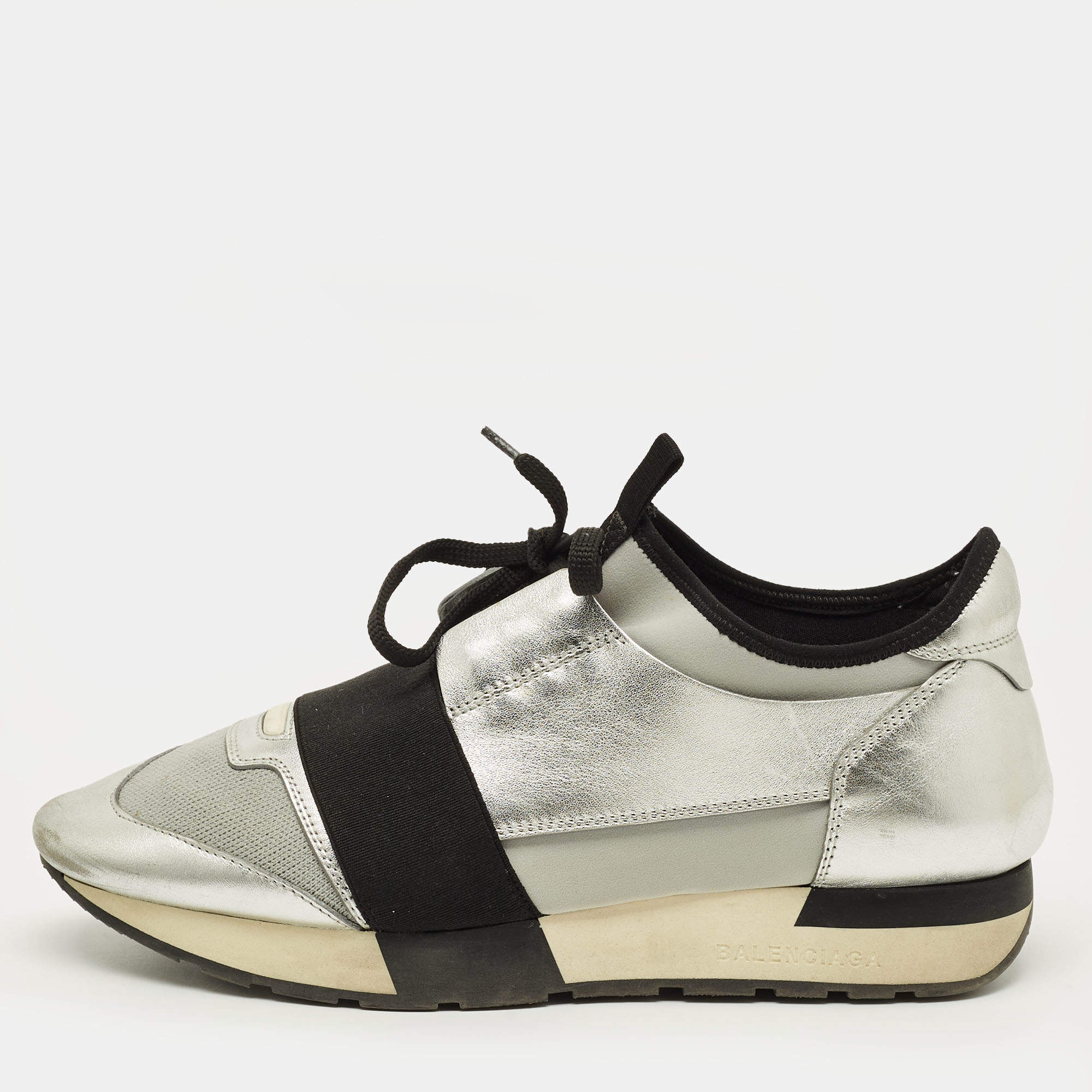 مملوكة مسبقًا Balenciaga Race Runner Size 39 Silver/Grey Leather and Mesh Low Top Sneakers