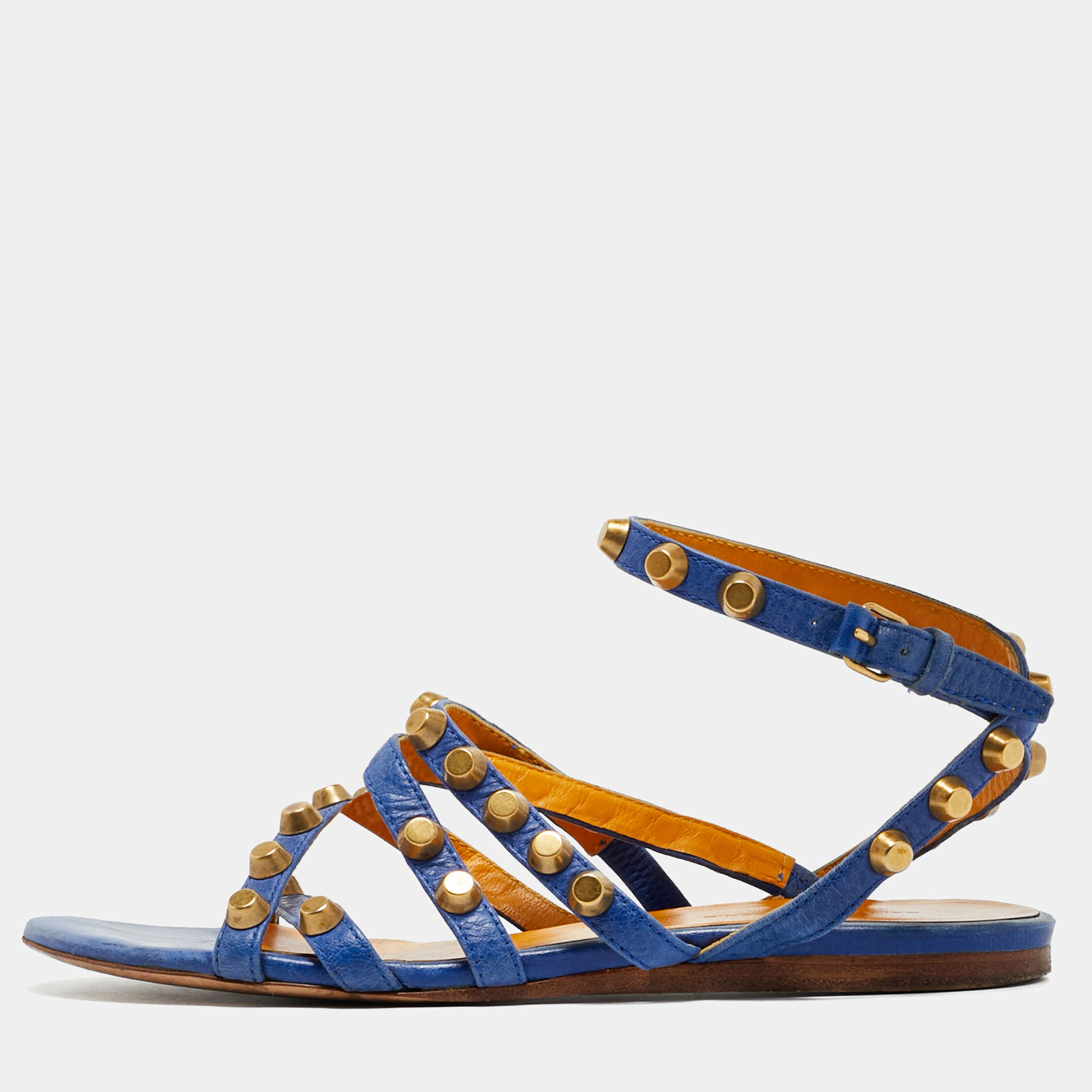 Pre Owned حذاء فلات بحزام للكاحل جلدي أزرق بالنسياغا مقاس 38