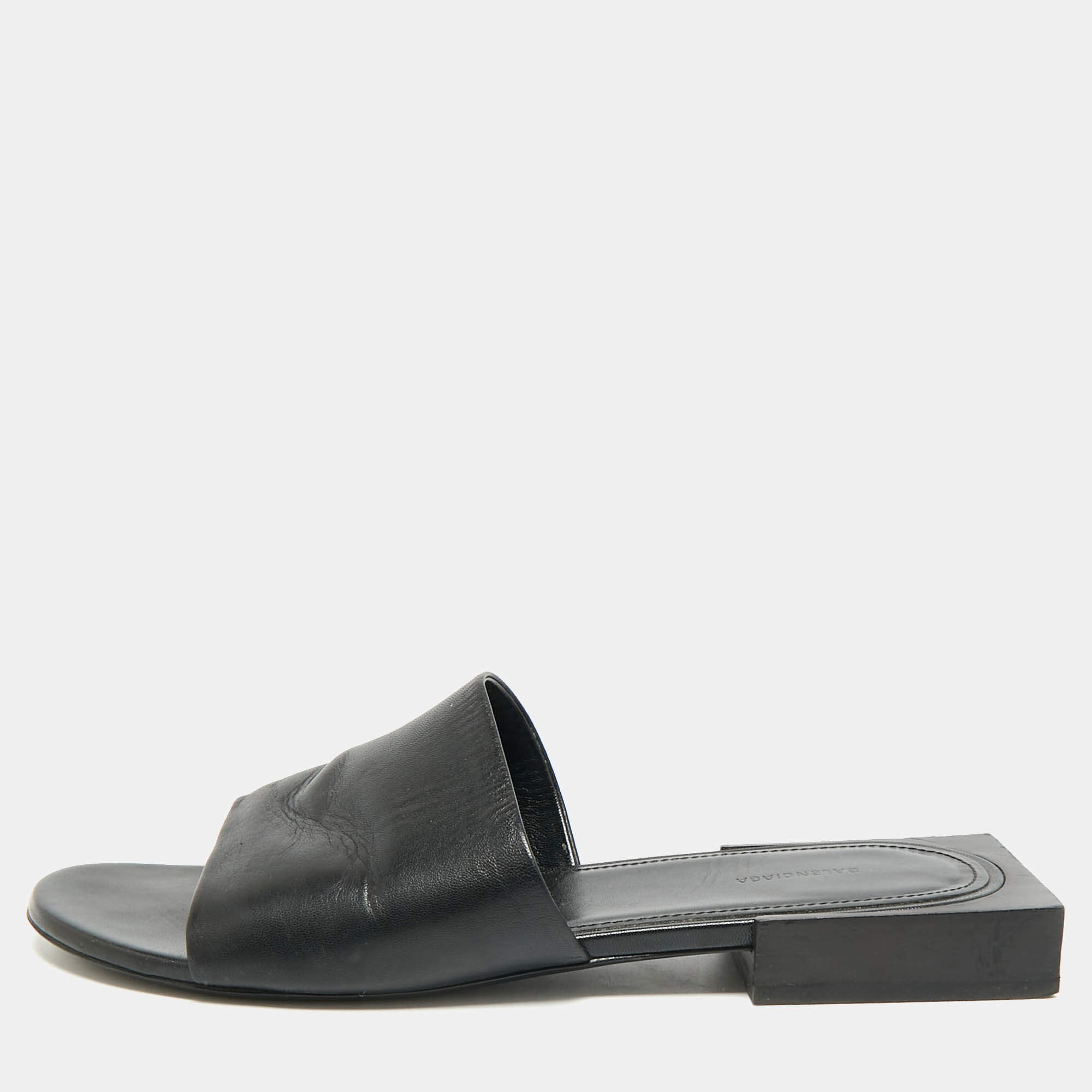 مملوكة مسبقًا Balenciaga Box Size 37 Black Leather Flat Slides