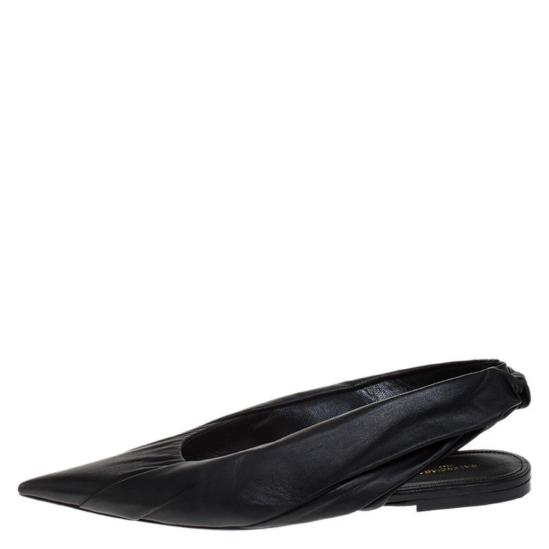 Balenciaga store pointed flats