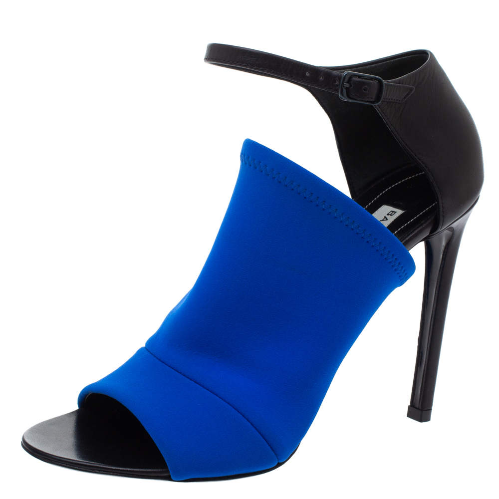 مملوكة مسبقًا Balenciaga Blue Neoprene Glove Open Toe Ankle Strap Sandals Size 37