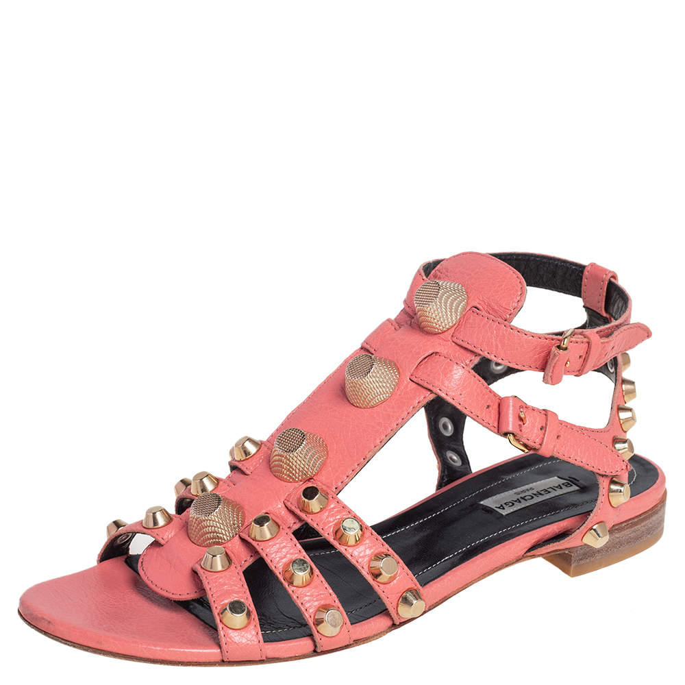 مملوكة مسبقًا Balenciaga Coral Pink Leather Arena Gladiator Flats Size 40