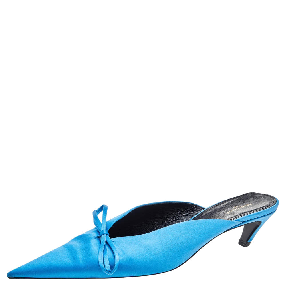 مملوكة مسبقًا Balenciaga Blue Satin Knife Pointed Toe Kitten Heels Mules Size 40