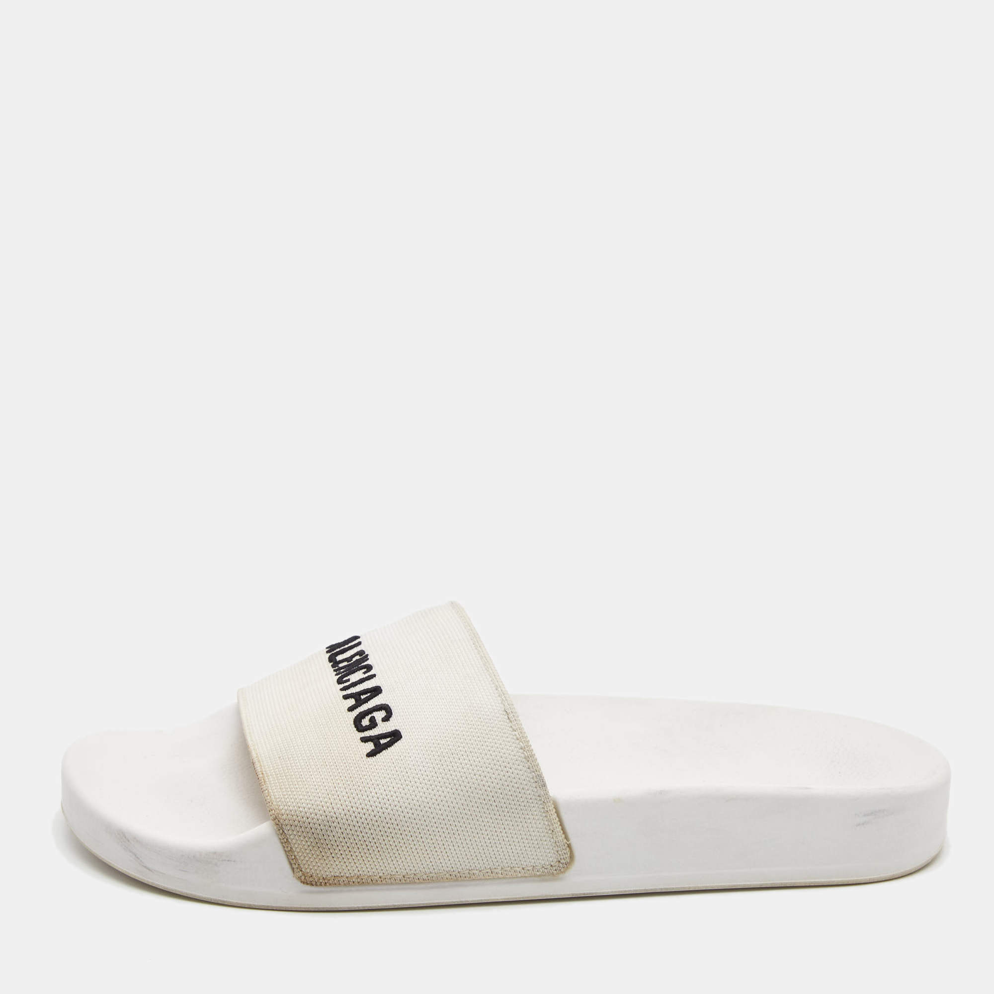 Pre Owned Balenciaga White Canvas Pool Flat Slides Size 36