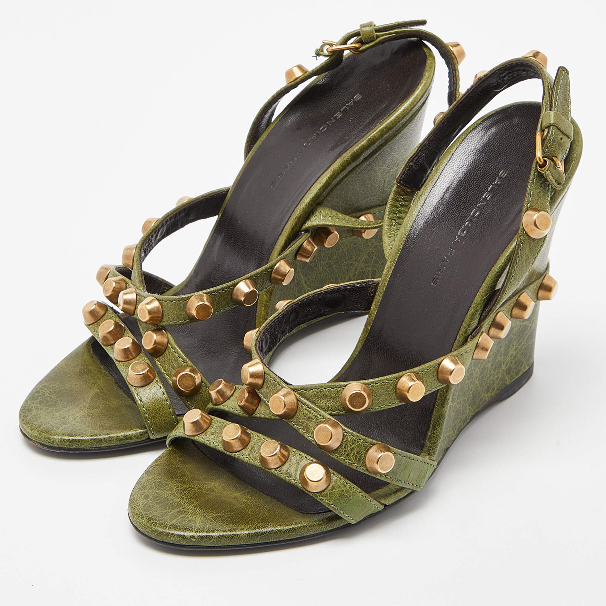 Balenciaga hotsell sandals olive