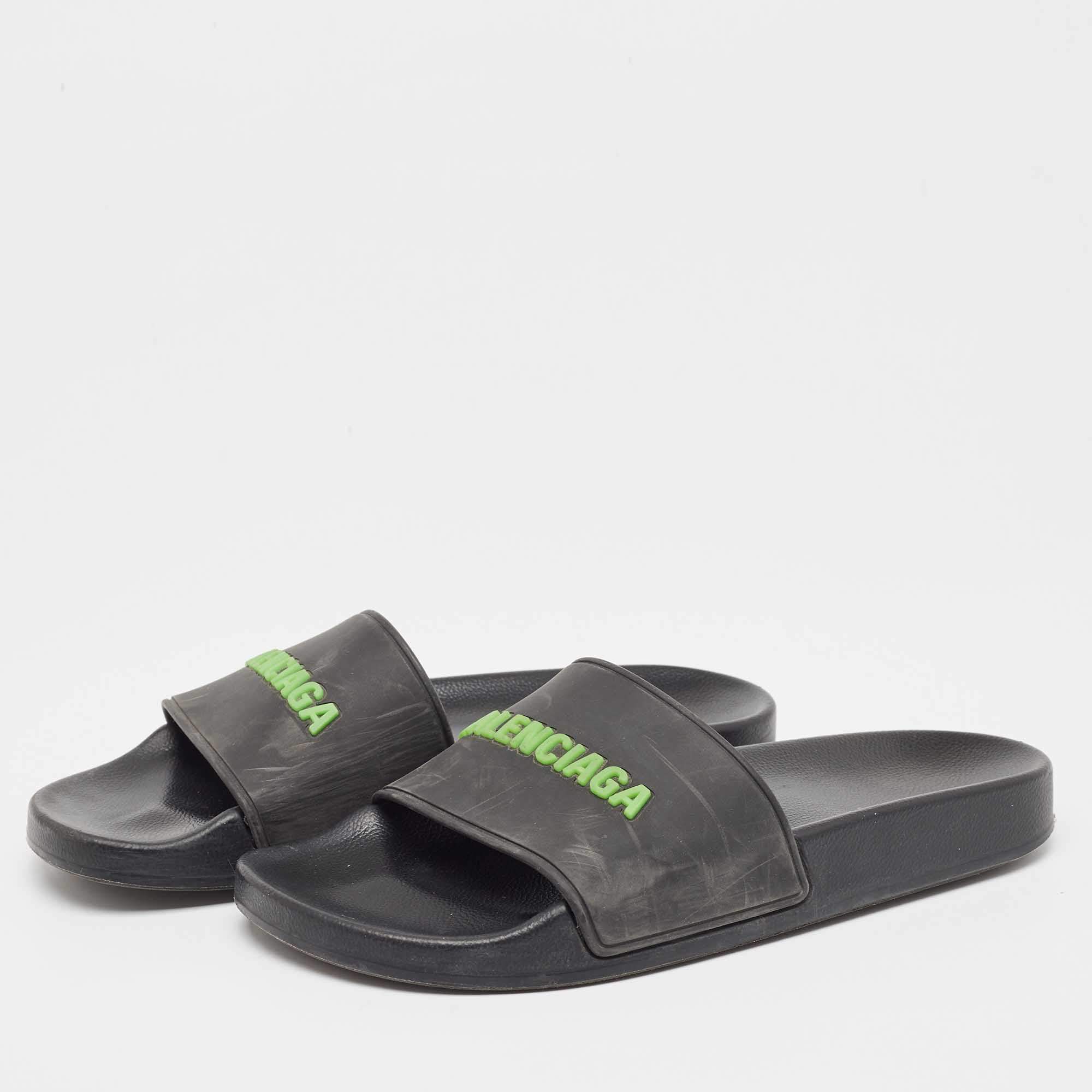 Balenciaga Black Rubber Logo Pool Slides Size 38 Balenciaga TLC UAE
