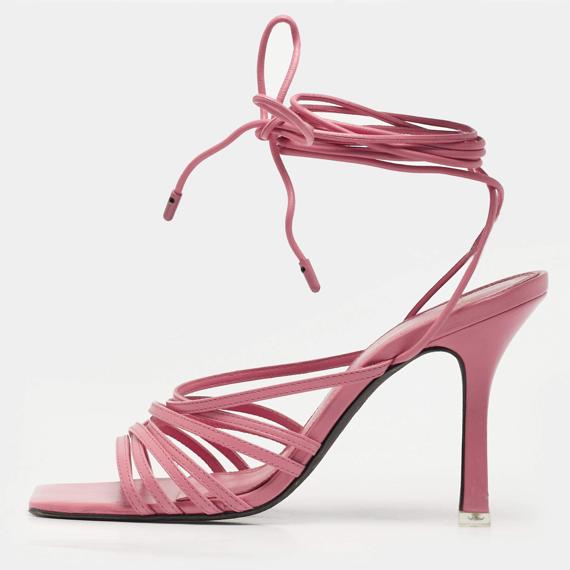 مملوكة مسبقًا Black Suede Studio Size 40 Pink Leather Ankle Strap Sandals