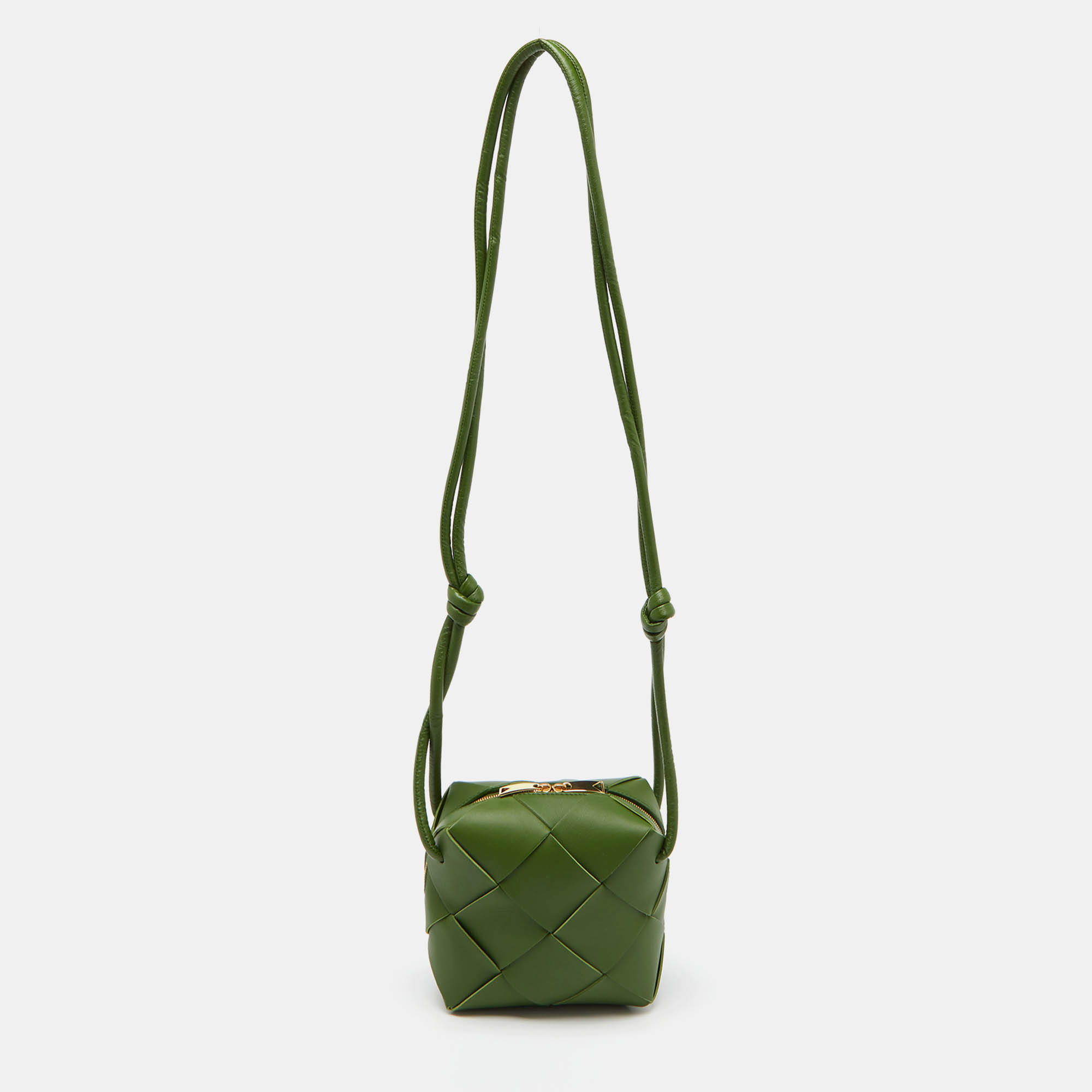 Pre Owned Bottega Veneta Green Leather Mini Cassette Camera Bag