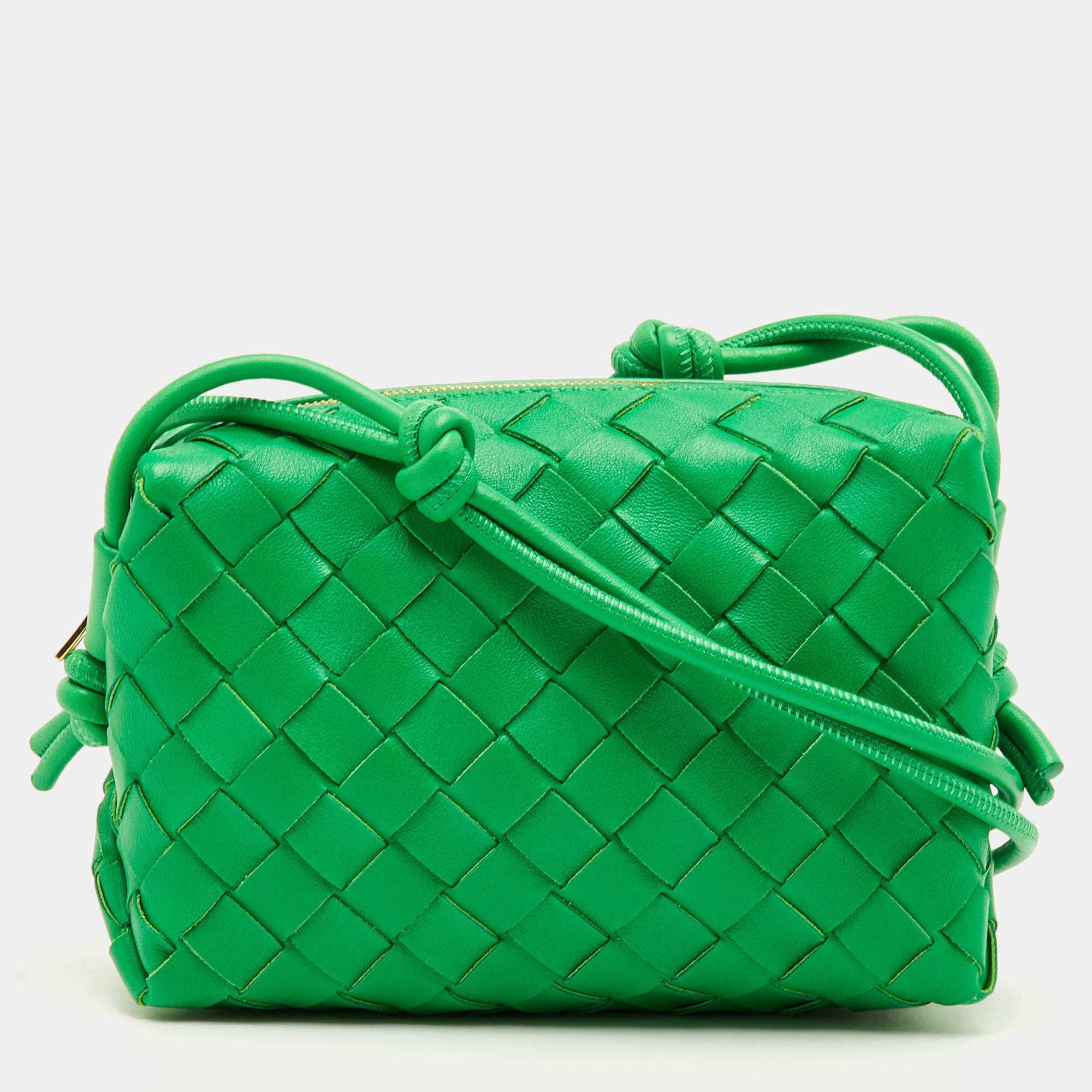 Pre Owned Bottega Veneta Loop Mini Green Leather Crossbody Bag