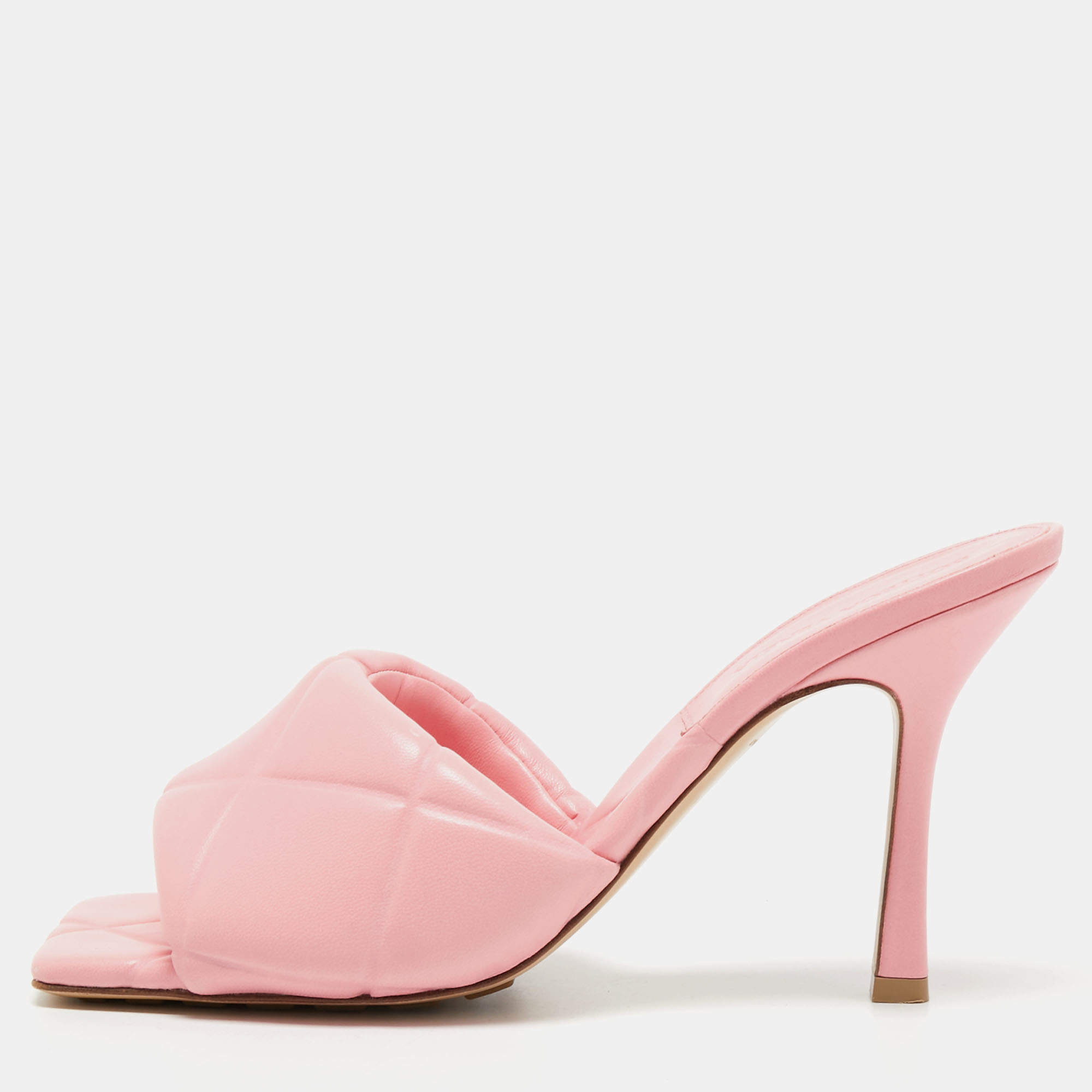 مملوكة مسبقًا Bottega Veneta Pink Quilted Leather Lido Slide Sandals Size 39.5