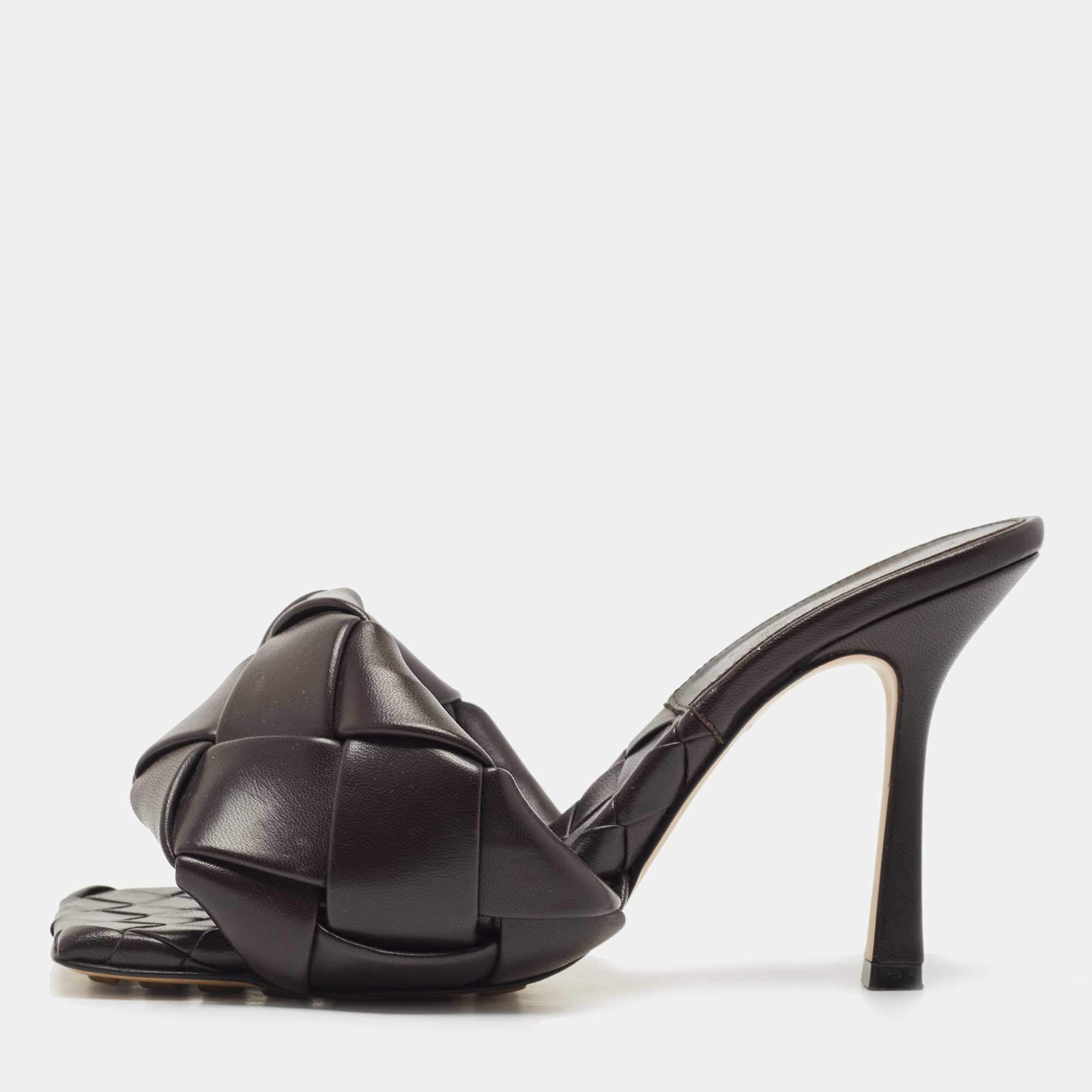 Pre Owned Bottega Veneta Dark Brown Intrecciato Leather Lido Mule Sandals Size 37