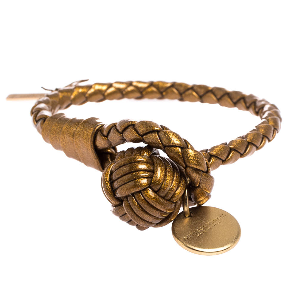 Pre Owned Bottega Veneta Gold Laminated Effect Leather Intrecciato Bracelet S