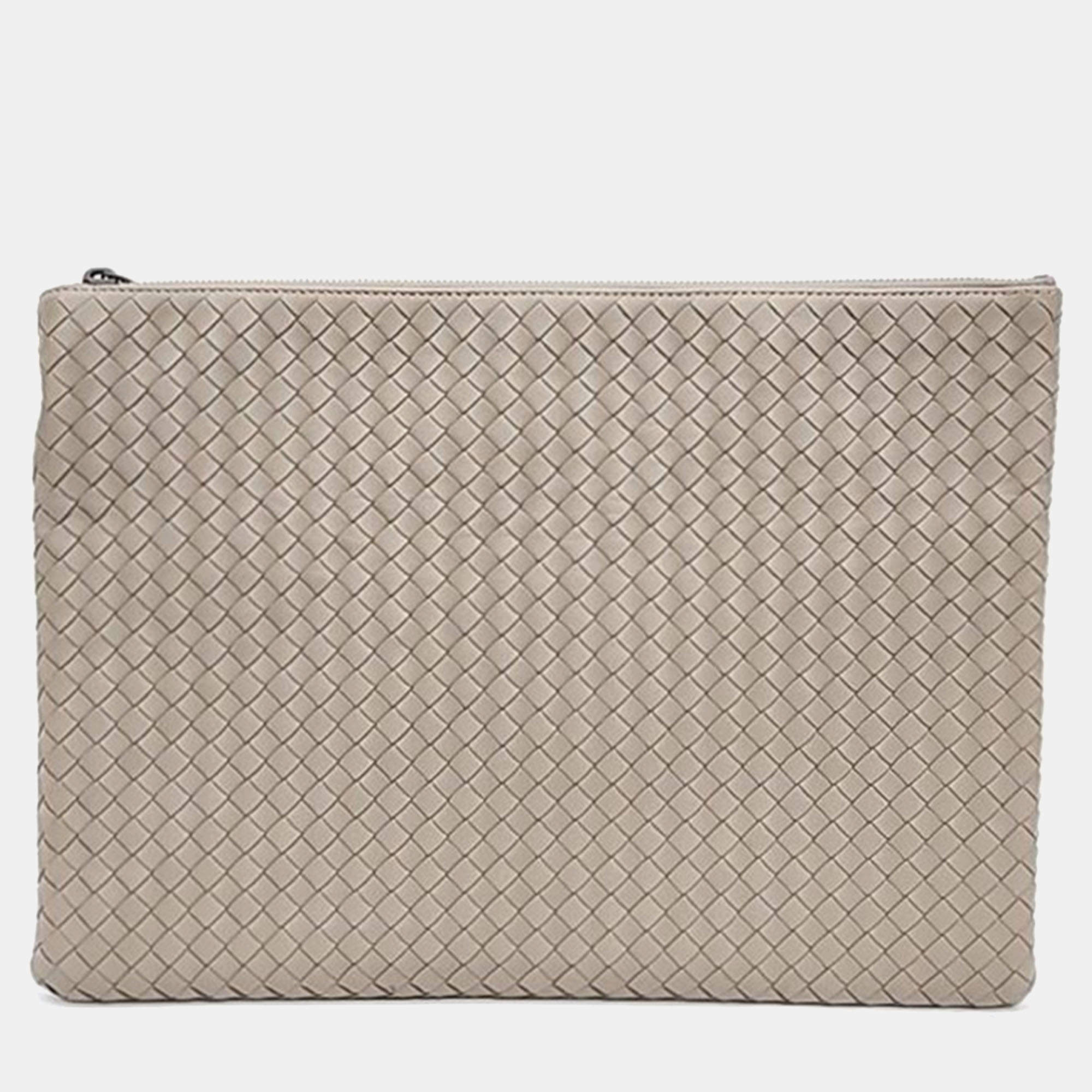 Pre Owned Bottega Veneta Beige Intrecciato Leather Pouch