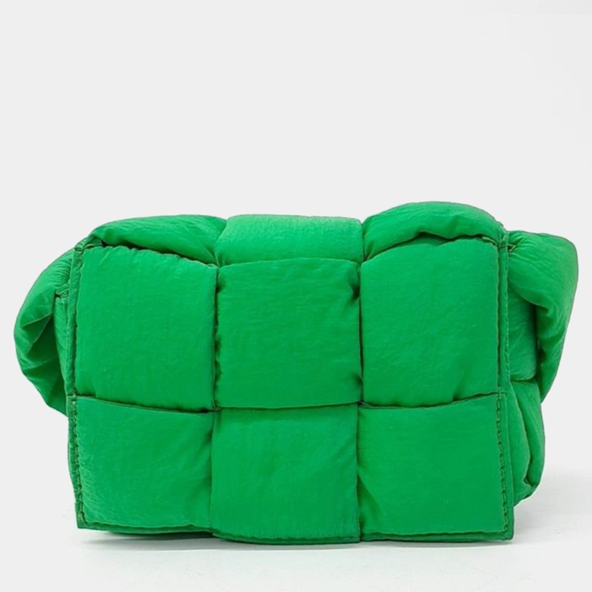 Pre Owned Bottega Veneta Green Candy Padded Cassette Bag