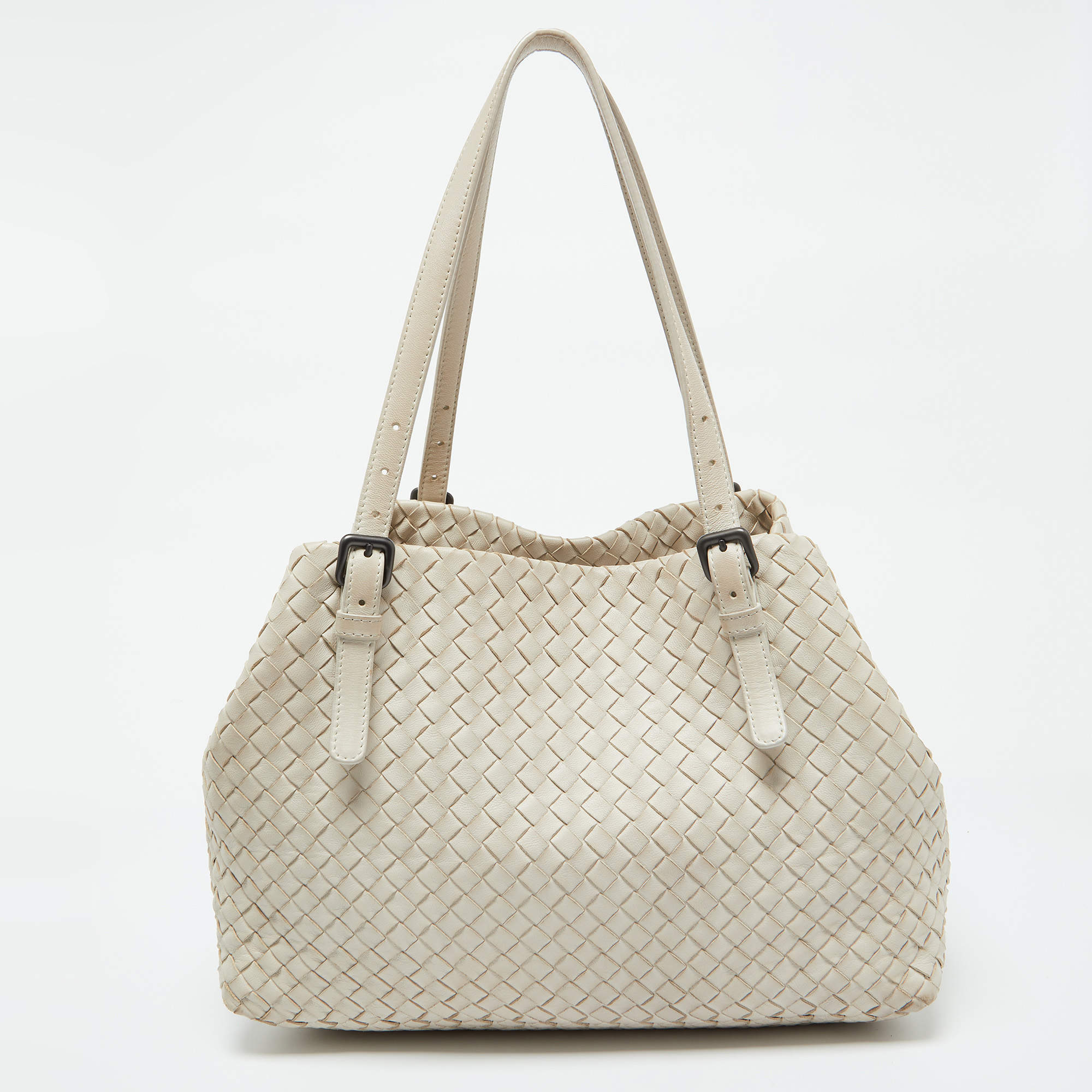 Pre Owned Bottega Veneta Off White Intrecciato Leather Cesta Tote