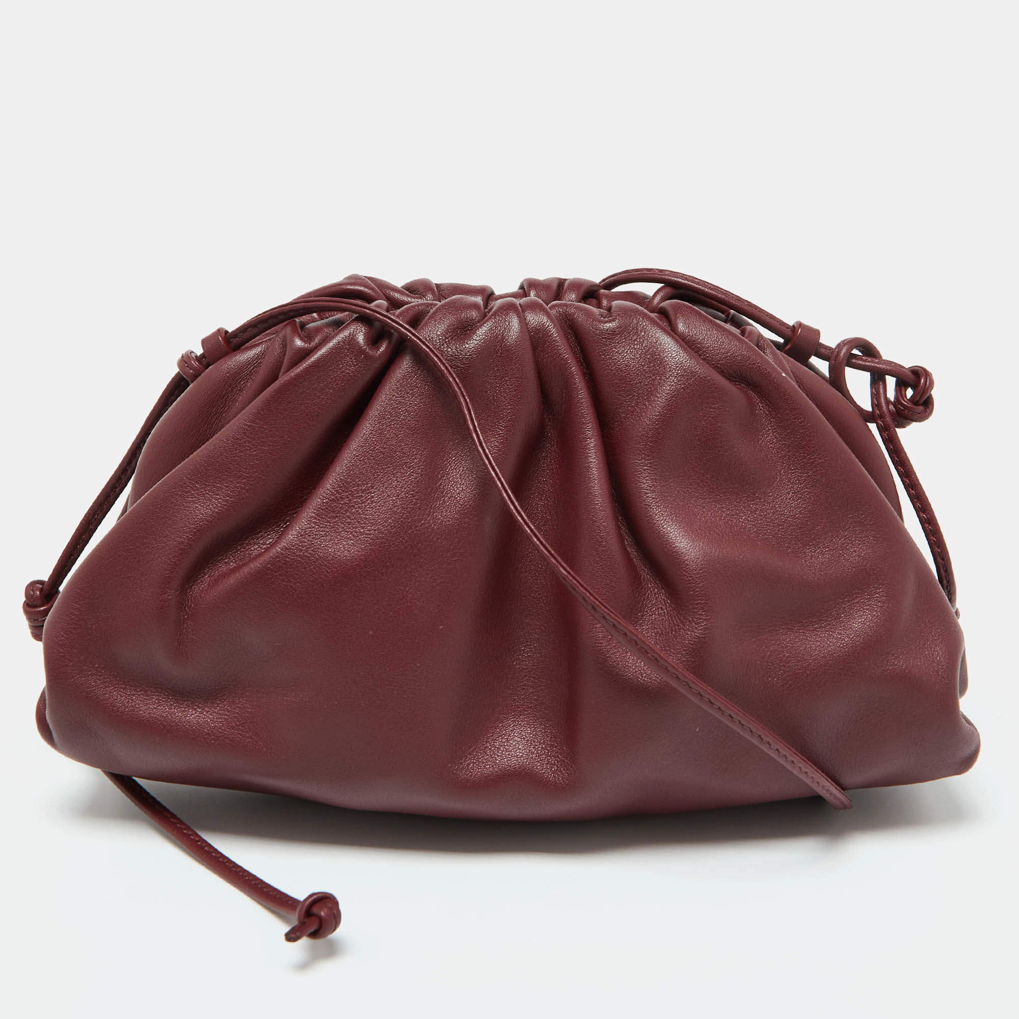 Pre Owned Bottega Veneta Bordeaux Leather Mini The Pouch Bag