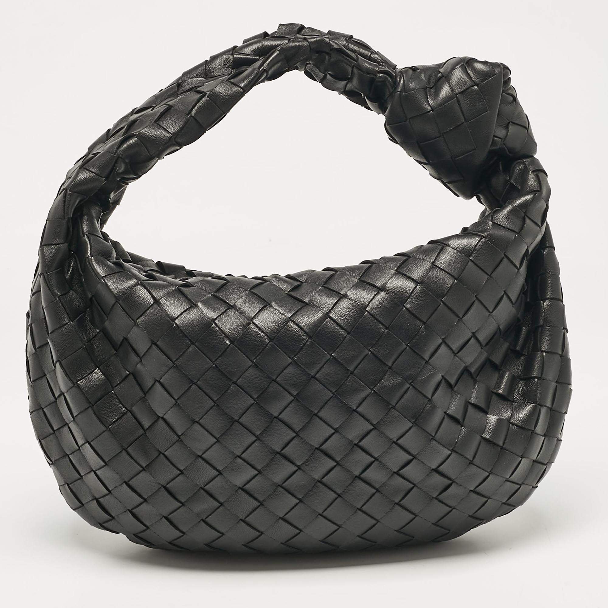 Pre Owned Bottega Veneta Black Intrecciato Leather Teen Jodie Hobo