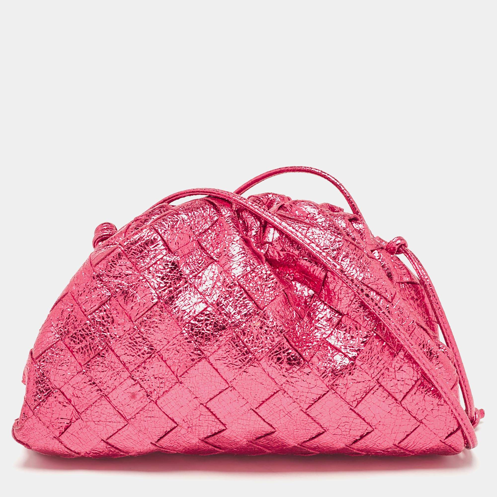 Pre Owned Bottega Veneta Metallic Pink Intrecciato Leather Mini The Pouch Bag