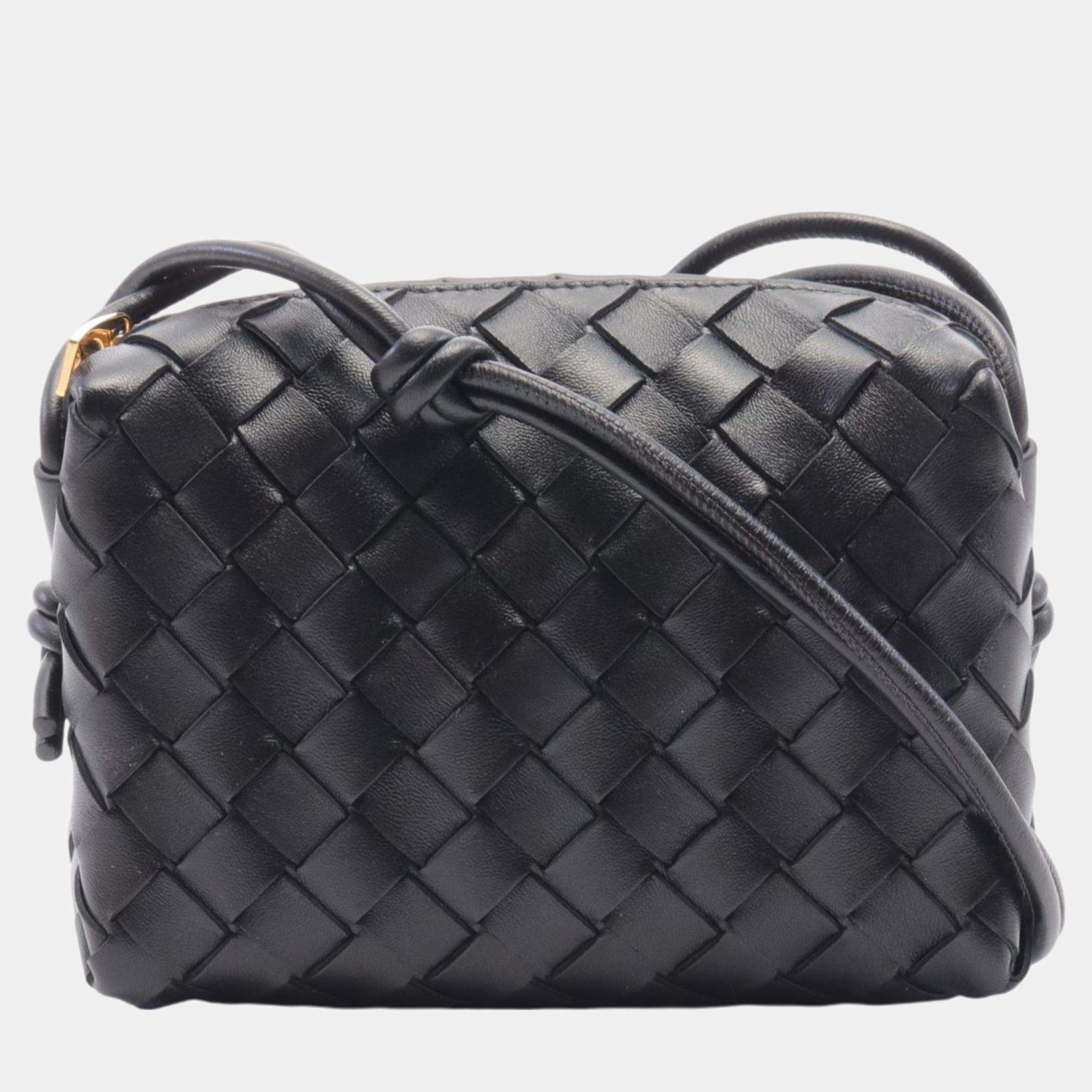 Bottega Veneta Black Leather Intrecciato Loop Camera Bag