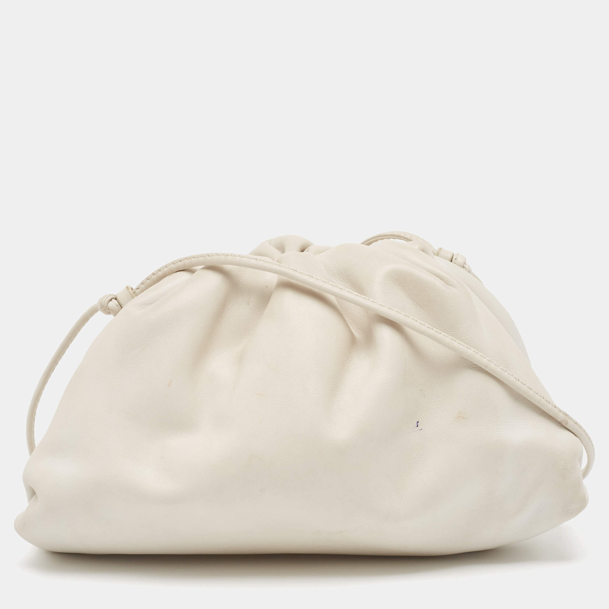 Pre Owned Bottega Veneta White Leather Mini The Pouch Bag
