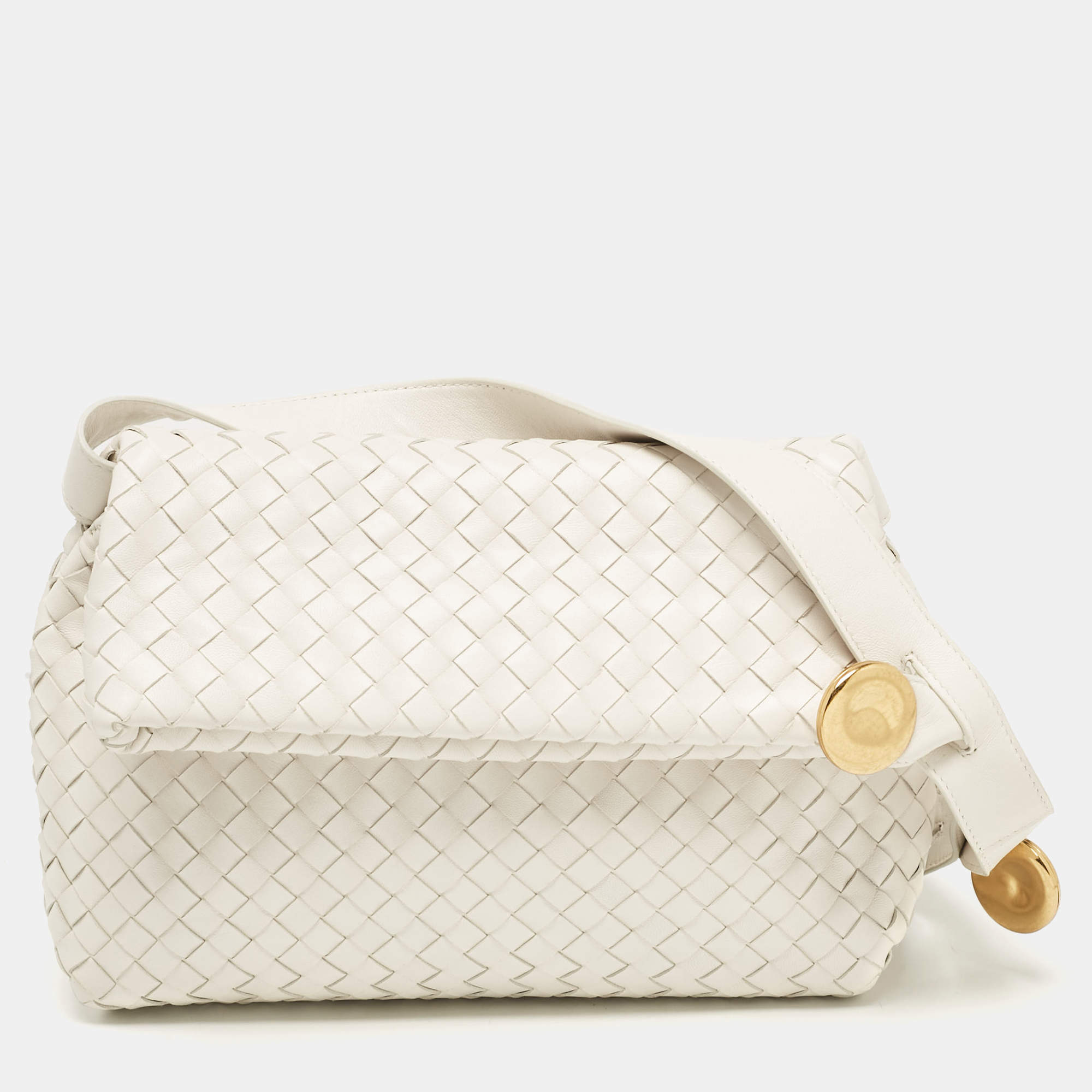 Pre Owned Bottega Veneta White Intrecciato Leather Fold Shoulder Bag