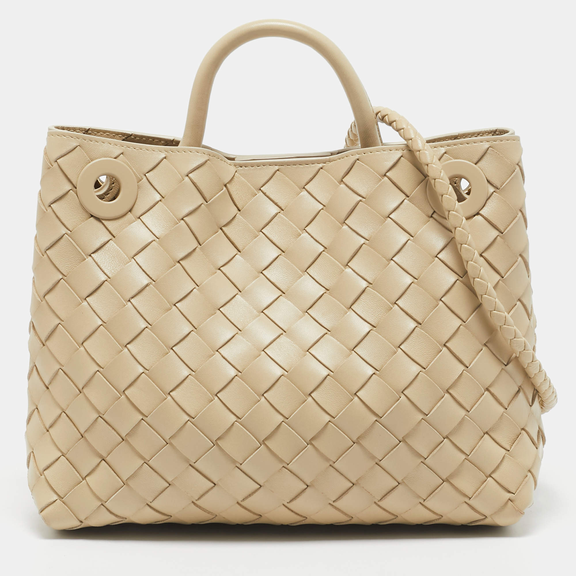 مملوكة مسبقًا Bottega Veneta Cream Intrecciato Leather Small Andiamo Tote