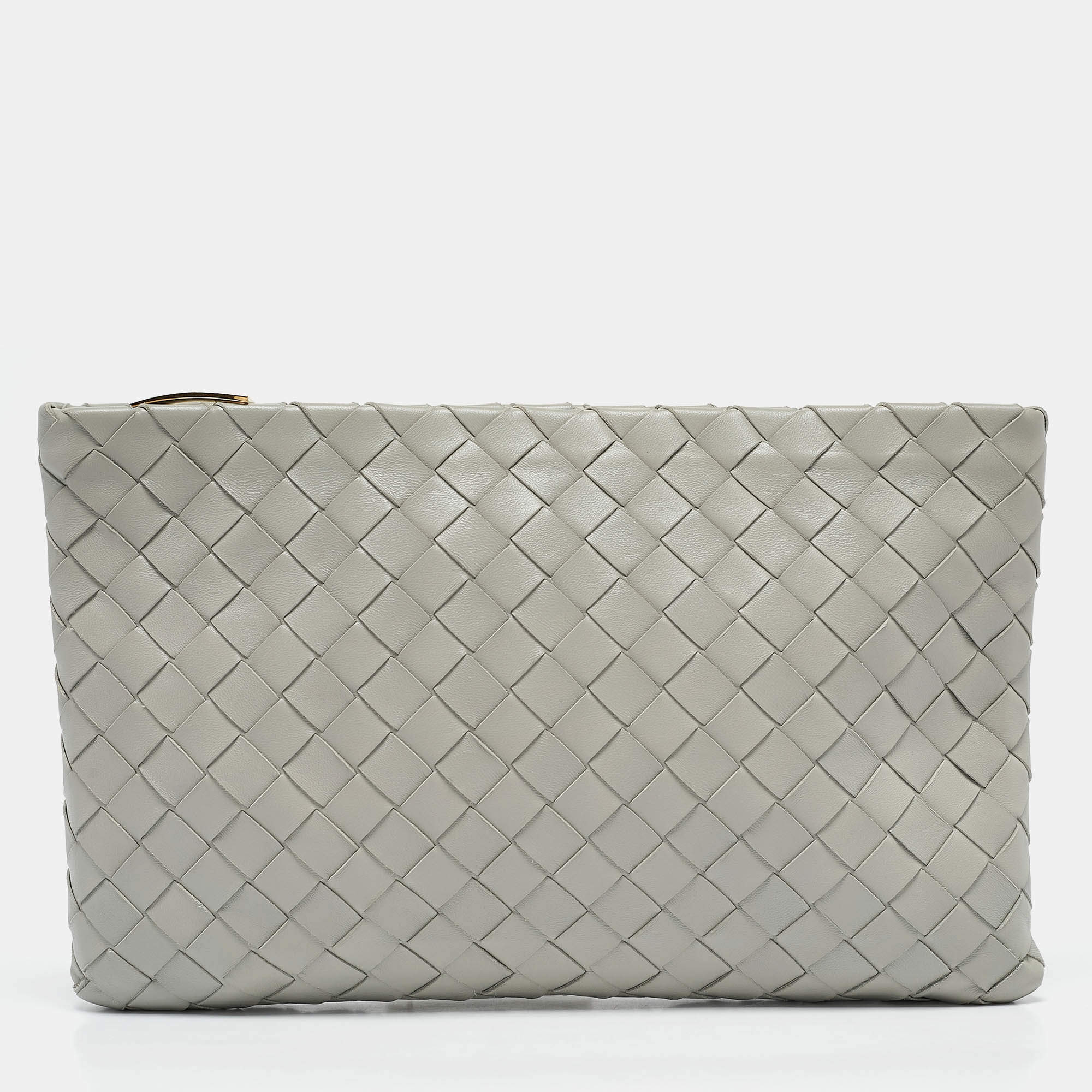 Pre Owned Bottega Veneta Grey Intrecciato Leather Zip Pochette