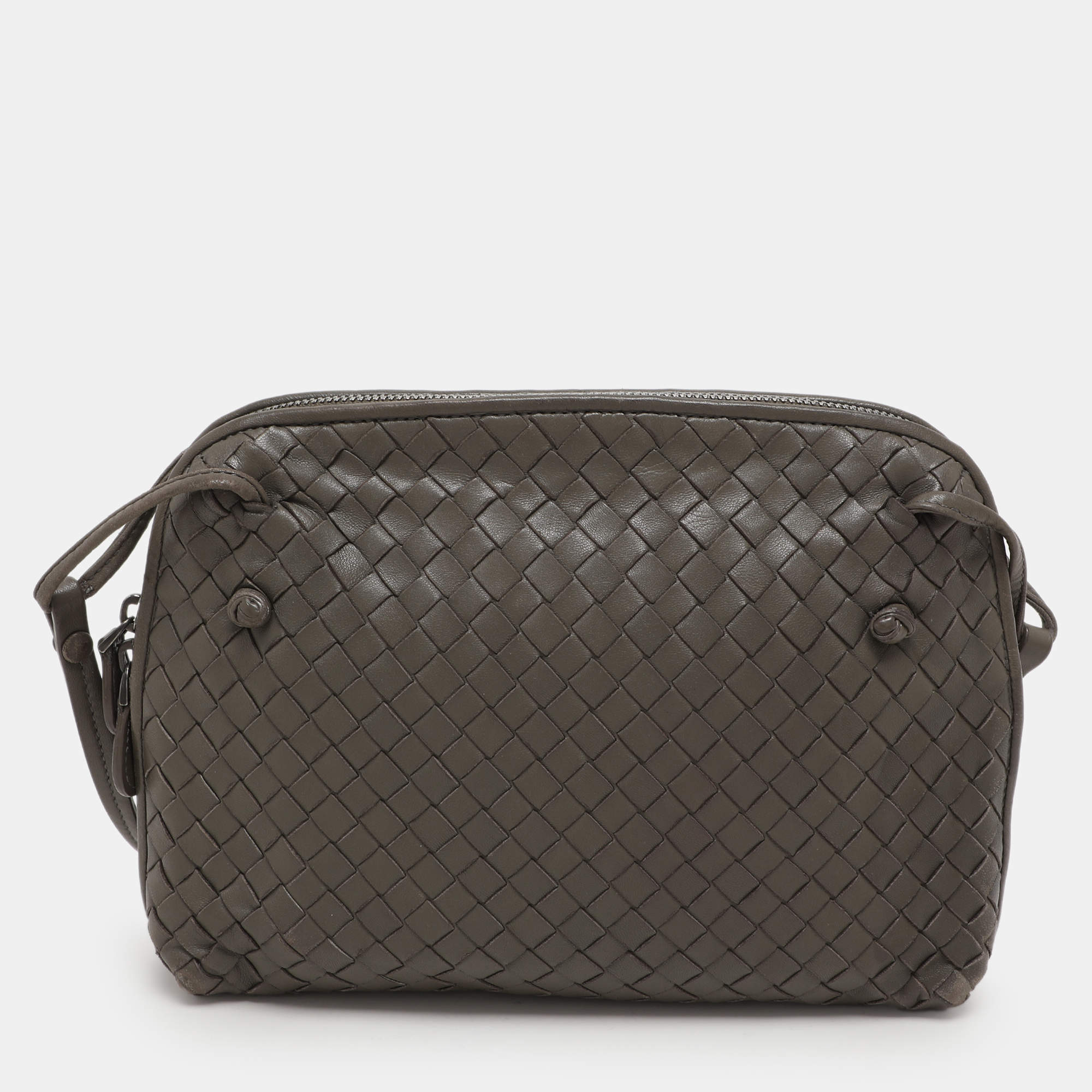 مملوكة مسبقًا Bottega Veneta Grey Intrecciato Leather Nodini Crossbody Bag