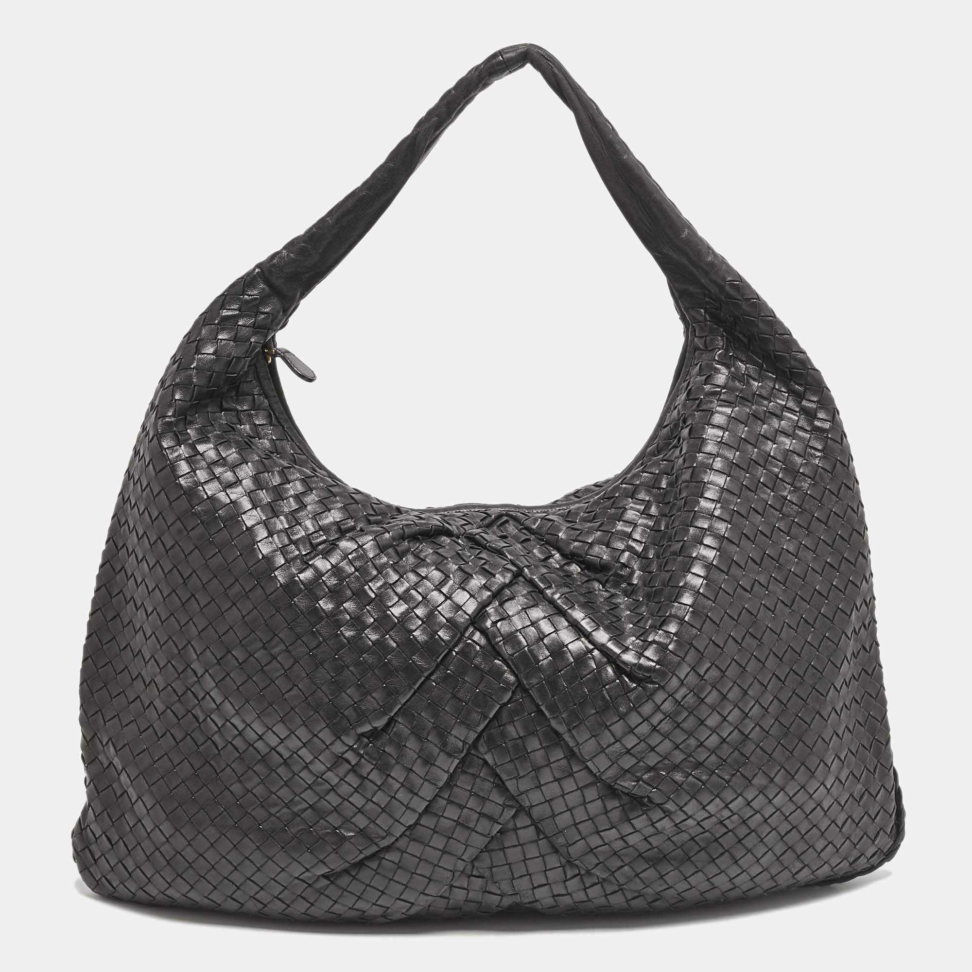 Pre Owned Bottega Veneta Black Intrecciato Leather Maxi Veneta Hobo 