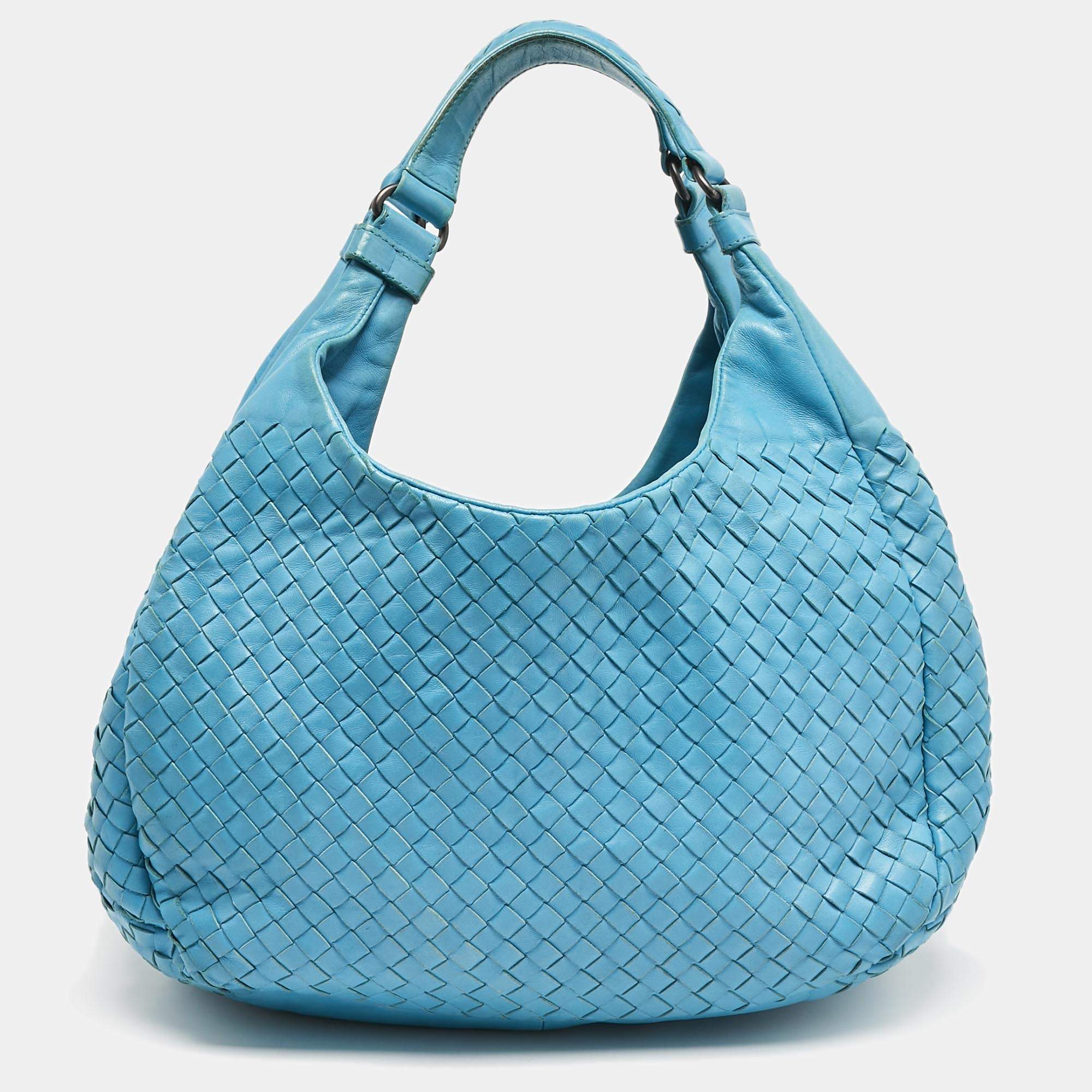 Pre Owned Bottega Veneta Blue Intrecciato Leather Small Campana Hobo