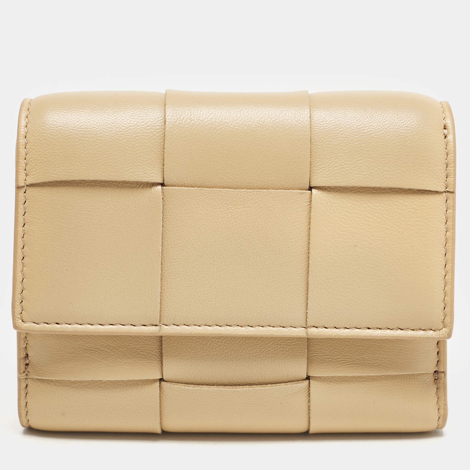 Bottega Veneta Beige Leather Intrecciato Cassette Zip Trifold Wallet