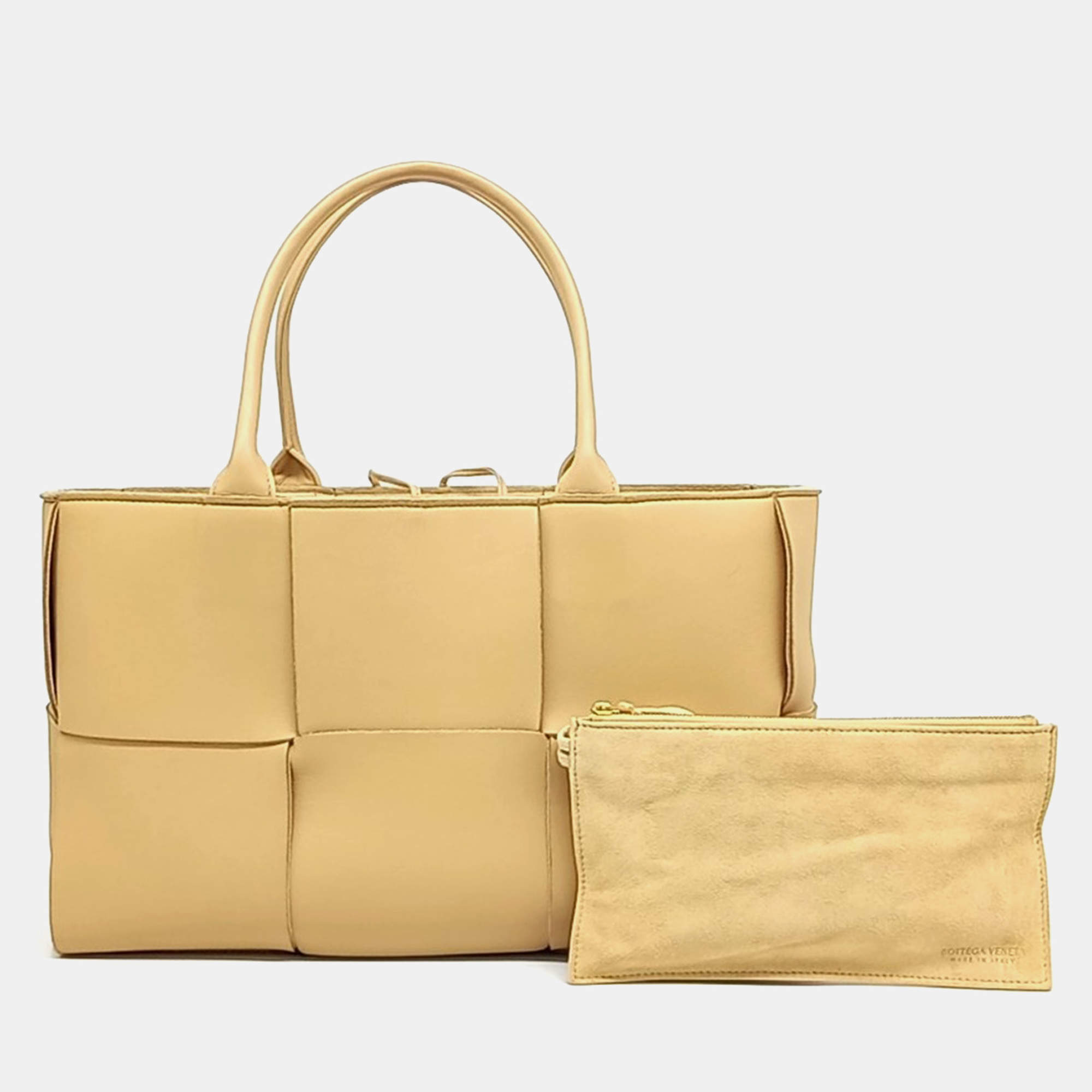 Bottega Veneta Beige Leather Arco Tote Bag Medium