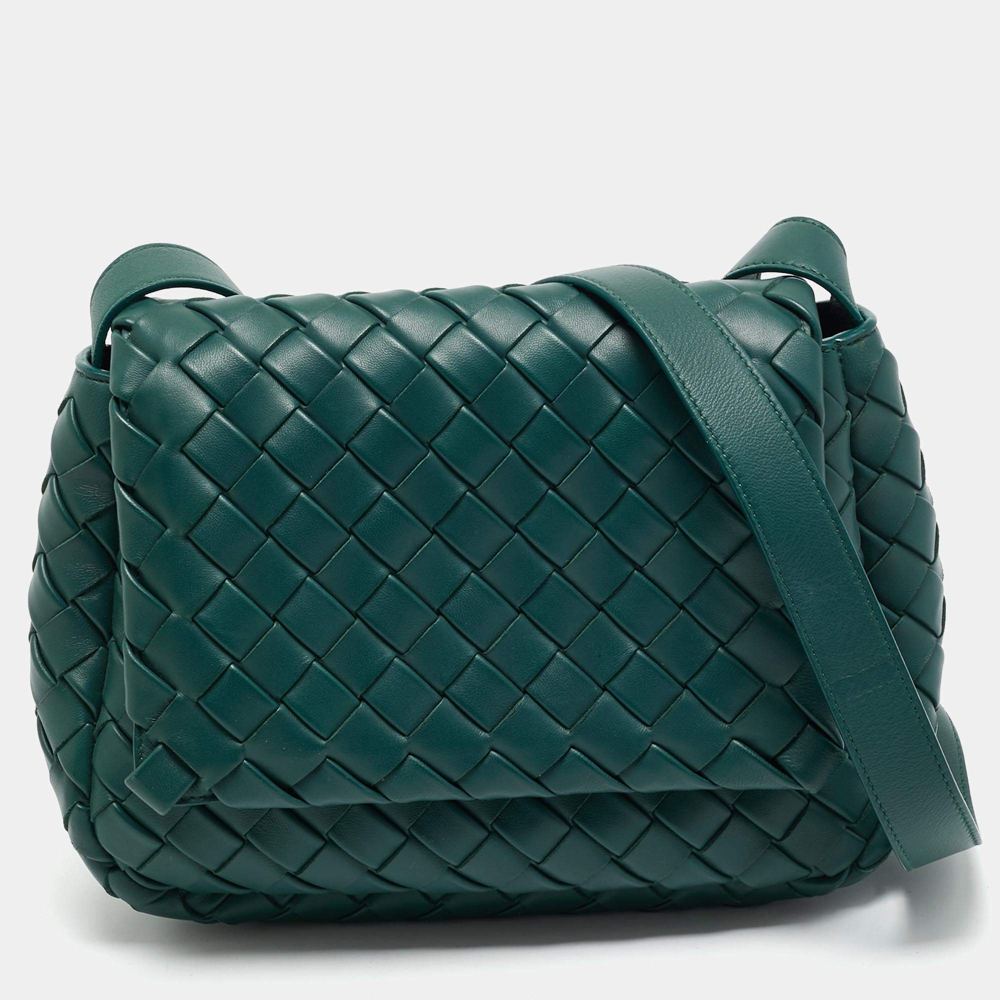 Bottega Veneta Emerald Green Intrecciato Leather Cobble Crossbody Bag